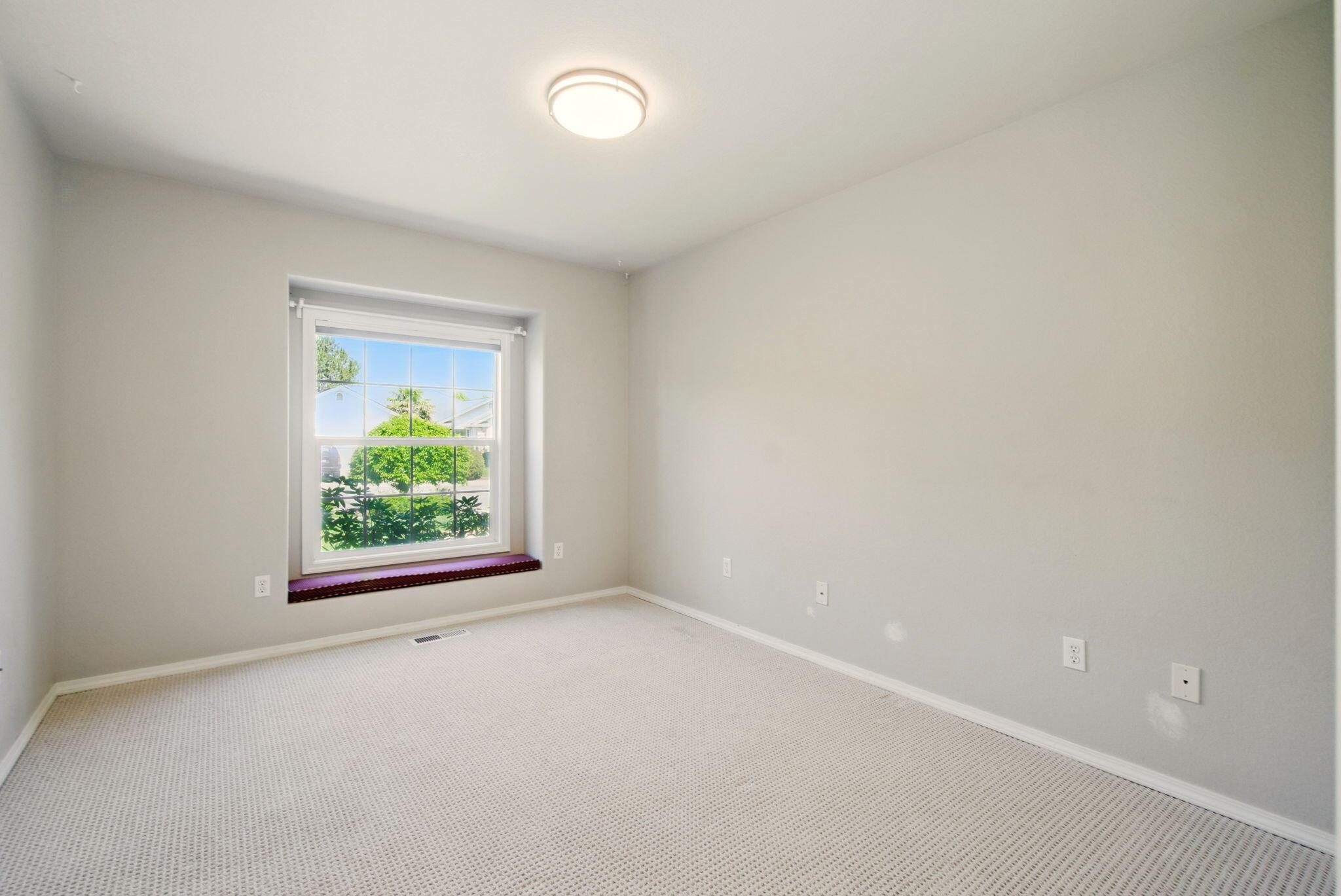 Central Point, Oregon, 97502, United States, 3 Bedrooms Bedrooms, ,2 BathroomsBathrooms,Residential,For Sale,1793291