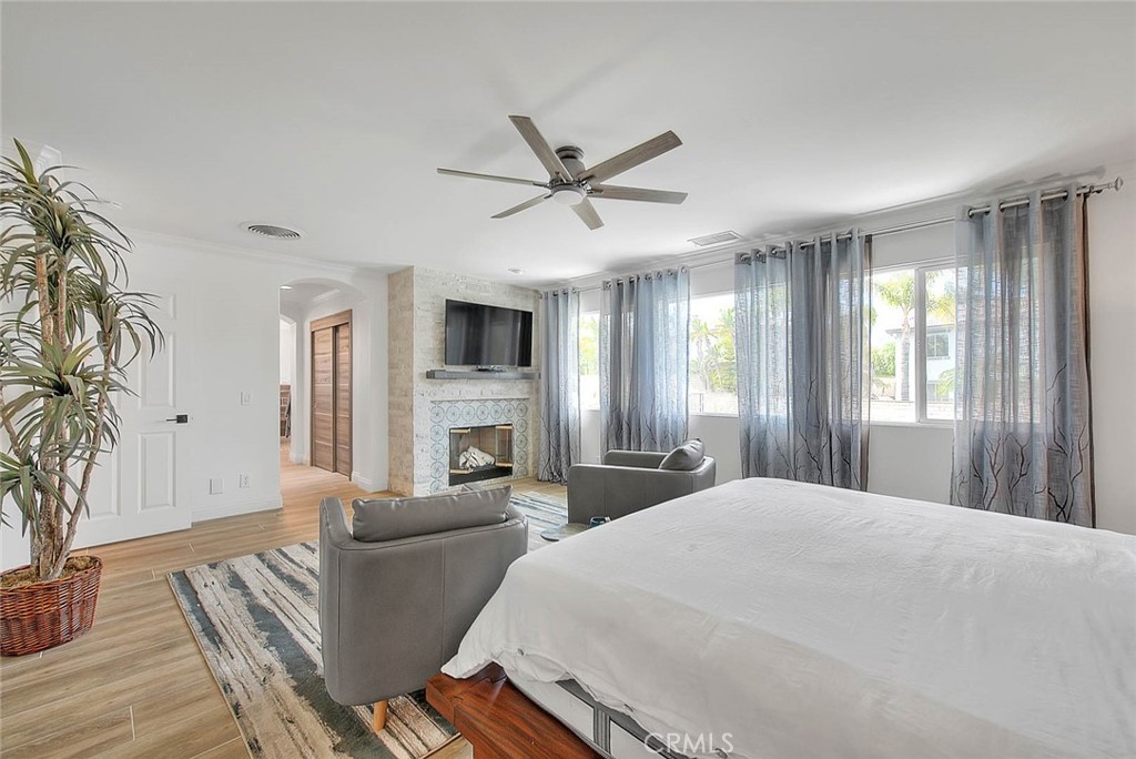 Corona, California, 92881, United States, 6 Bedrooms Bedrooms, ,6 BathroomsBathrooms,Residential,For Sale,1810577