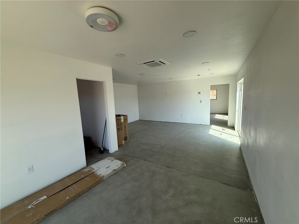 Morongo Valley, California, 92256, United States, 2 Bedrooms Bedrooms, ,3 BathroomsBathrooms,Residential,For Sale,1940987