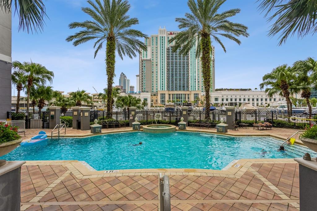 Tampa, Florida, 33602, United States, 2 Bedrooms Bedrooms, ,2 BathroomsBathrooms,Residential,For Sale,1901448