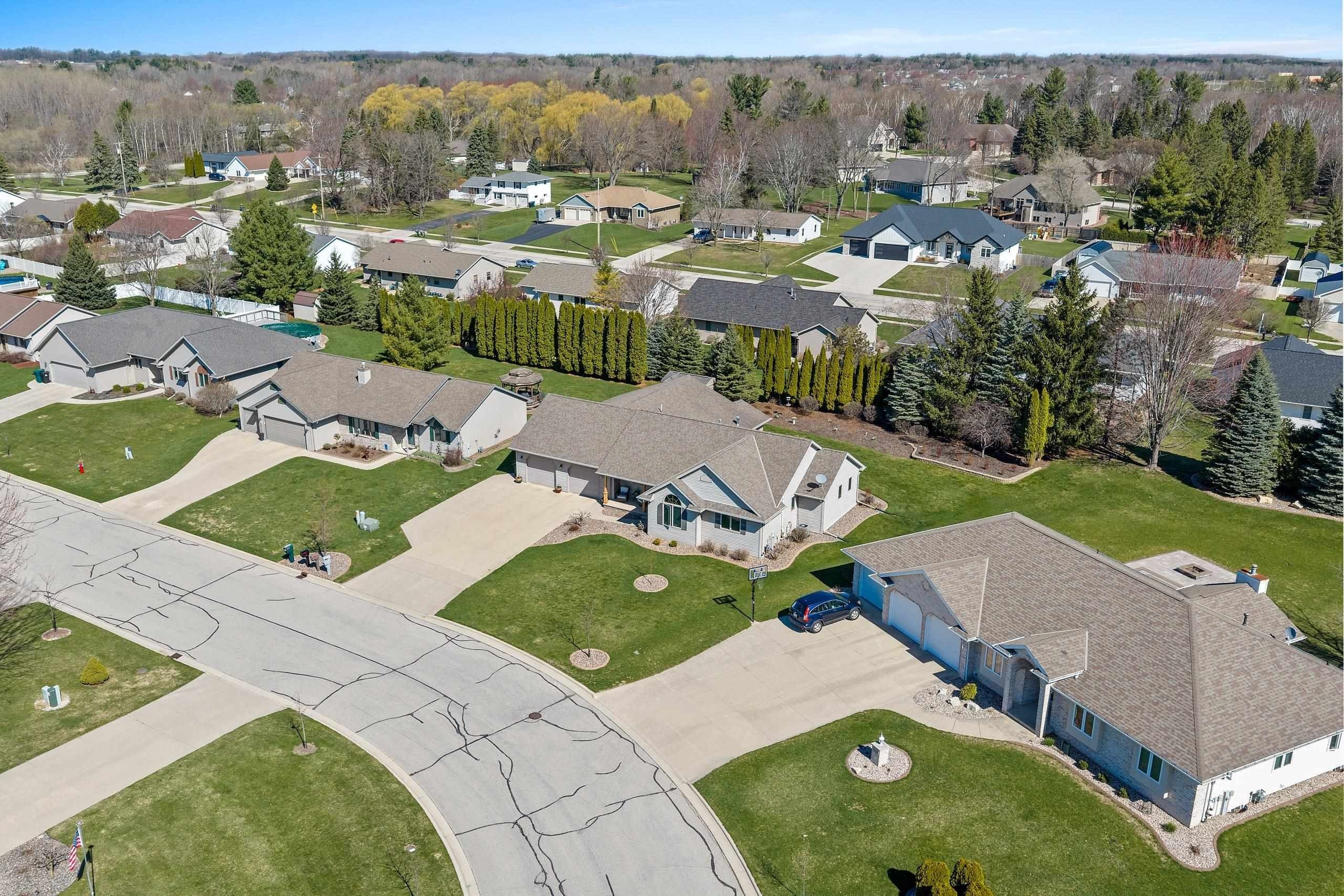GREEN BAY, Wisconsin, 54313, United States, 4 Bedrooms Bedrooms, ,4 BathroomsBathrooms,Residential,For Sale,2048613