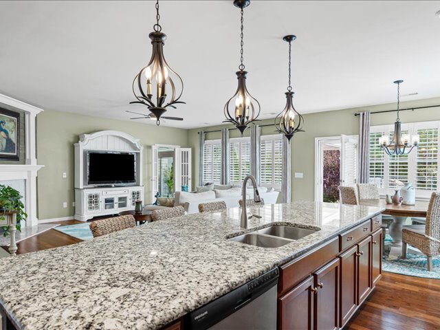 Fort Mill, South Carolina, 29715, United States, 3 Bedrooms Bedrooms, ,3 BathroomsBathrooms,Residential,For Sale,1981901