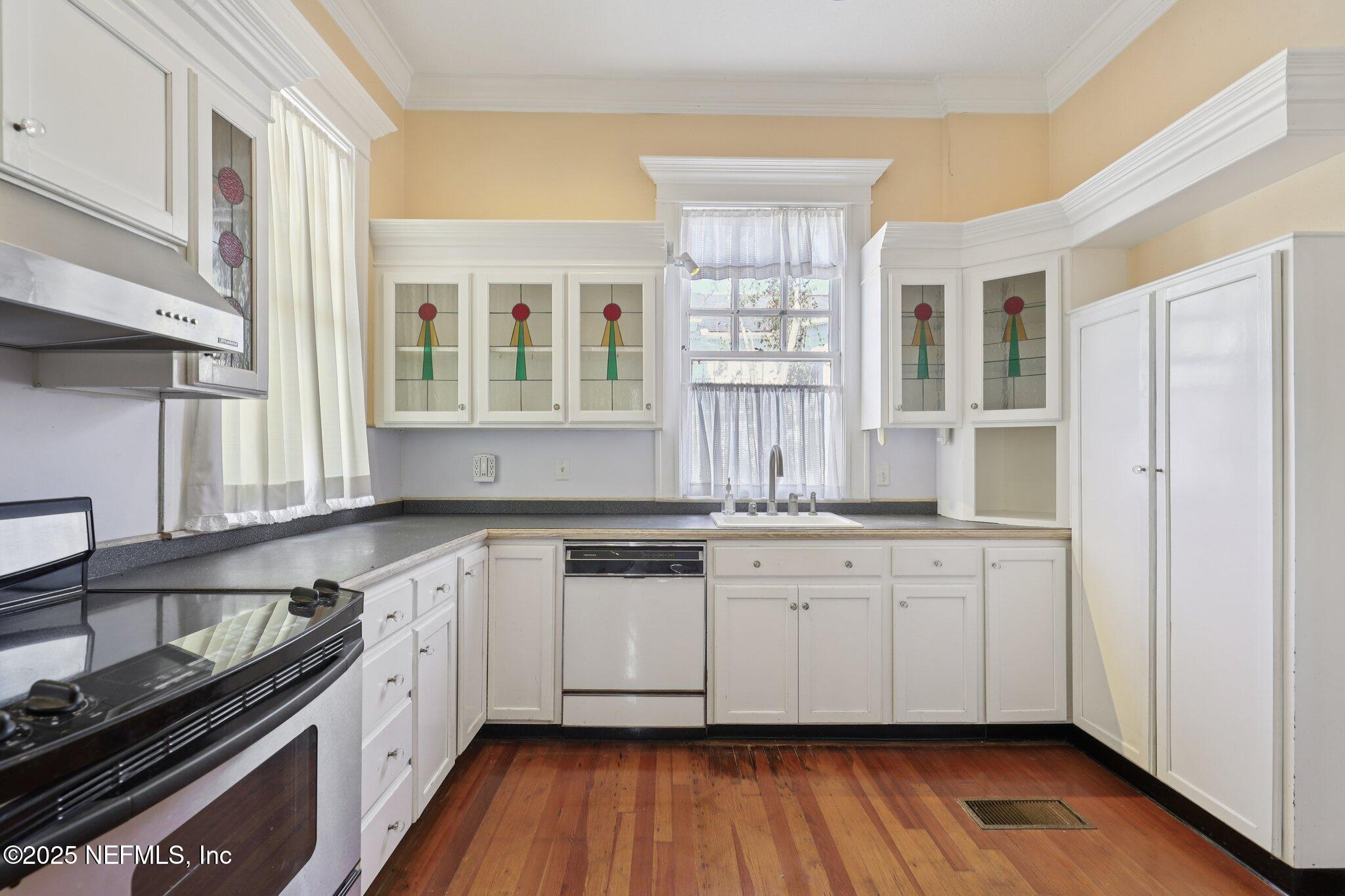 Jacksonville, Florida, 32204, United States, 4 Bedrooms Bedrooms, ,3 BathroomsBathrooms,Residential,For Sale,1989345