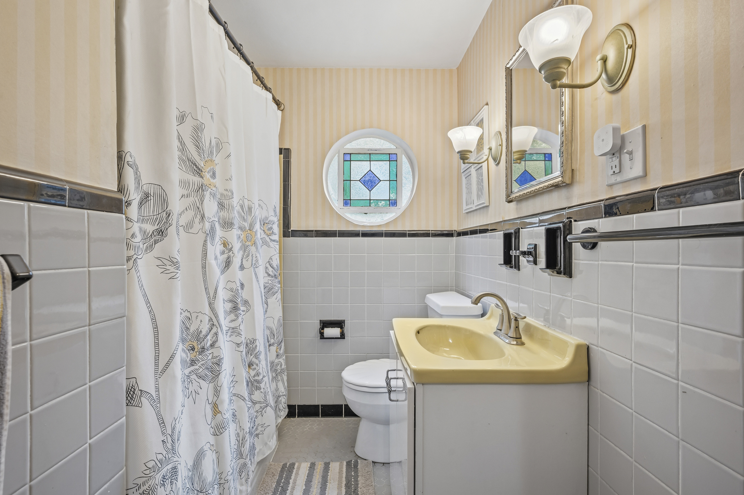  203 Rockingham Road, Pittsburgh, PA 15238 - 物件實景