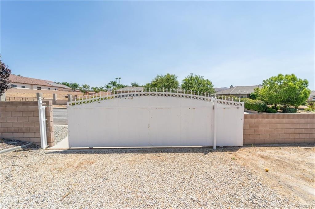 Hemet, California, 92544, United States, 4 Bedrooms Bedrooms, ,2 BathroomsBathrooms,Residential,For Sale,1899336