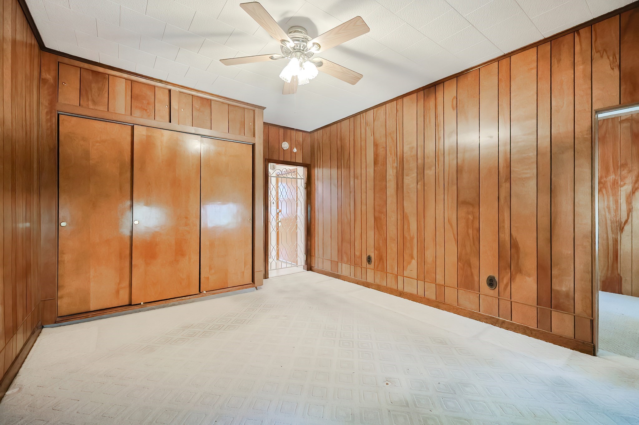 East Boston, Massachusetts, 02128, United States, 3 Bedrooms Bedrooms, ,3 BathroomsBathrooms,Residential,For Sale,1910714