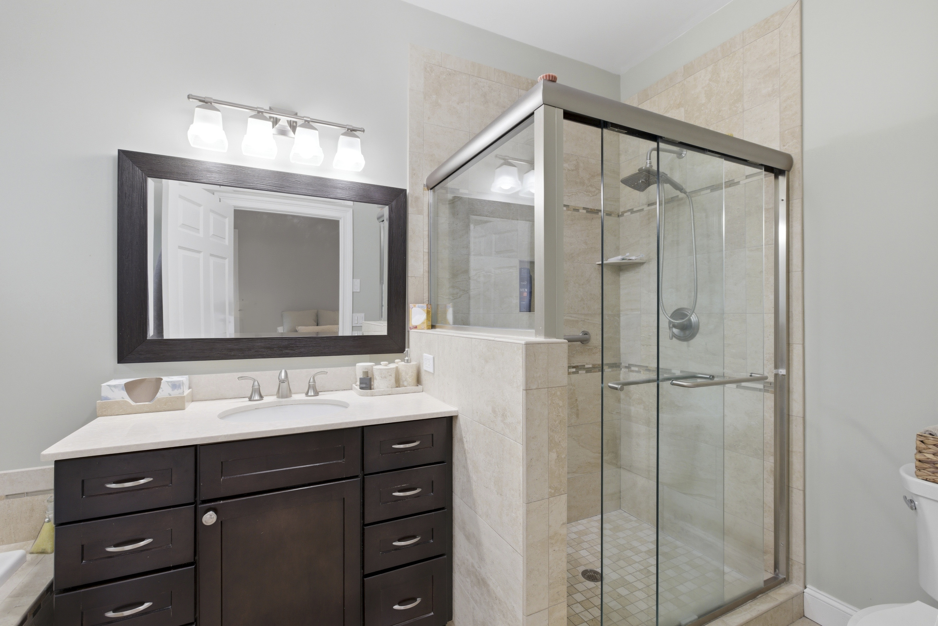  103 Pine Street, Port Jefferson Station, NY, 11776 - 物件實景