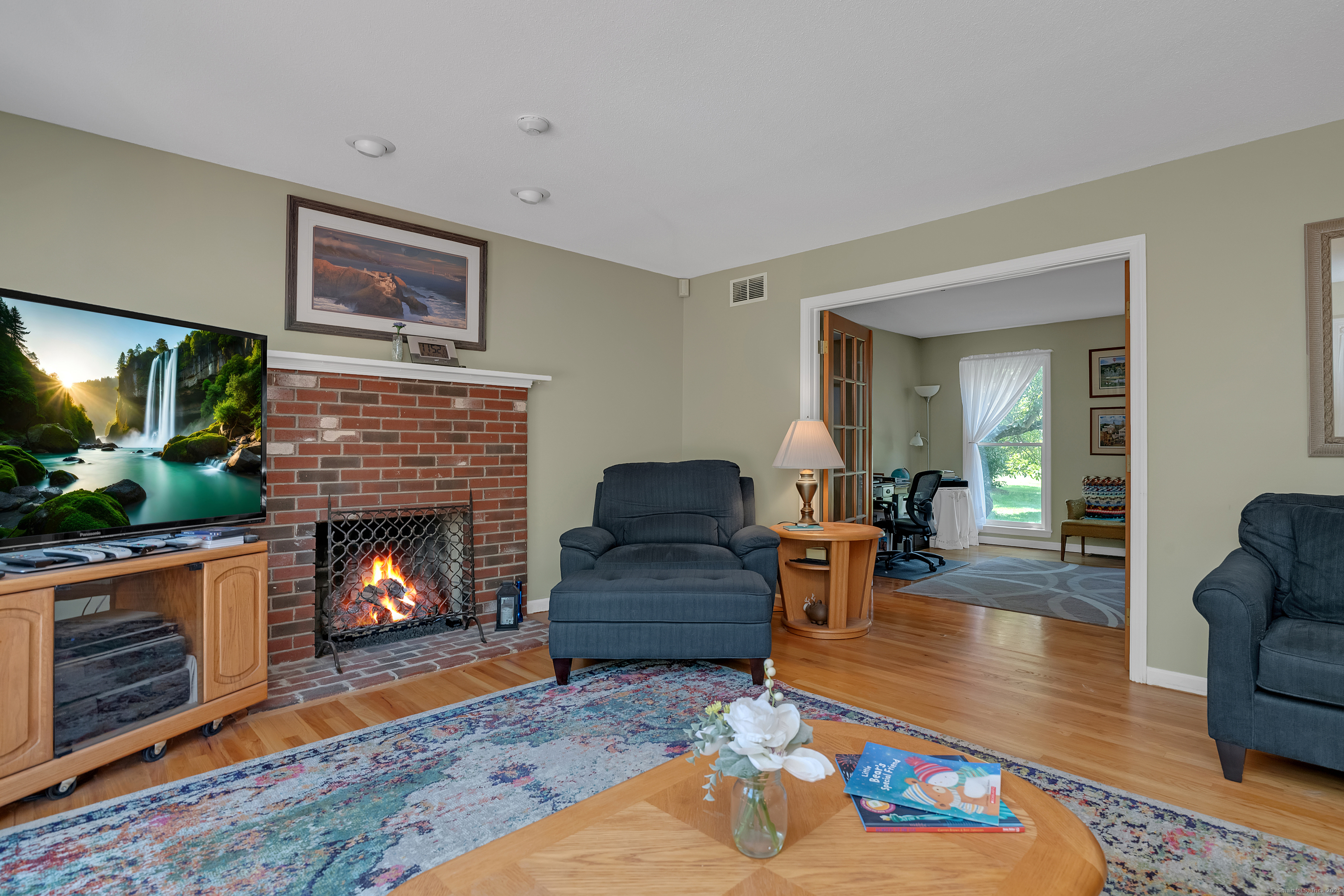 South Windsor, Connecticut, 06074, United States, 3 Bedrooms Bedrooms, ,4 BathroomsBathrooms,Residential,For Sale,1912297