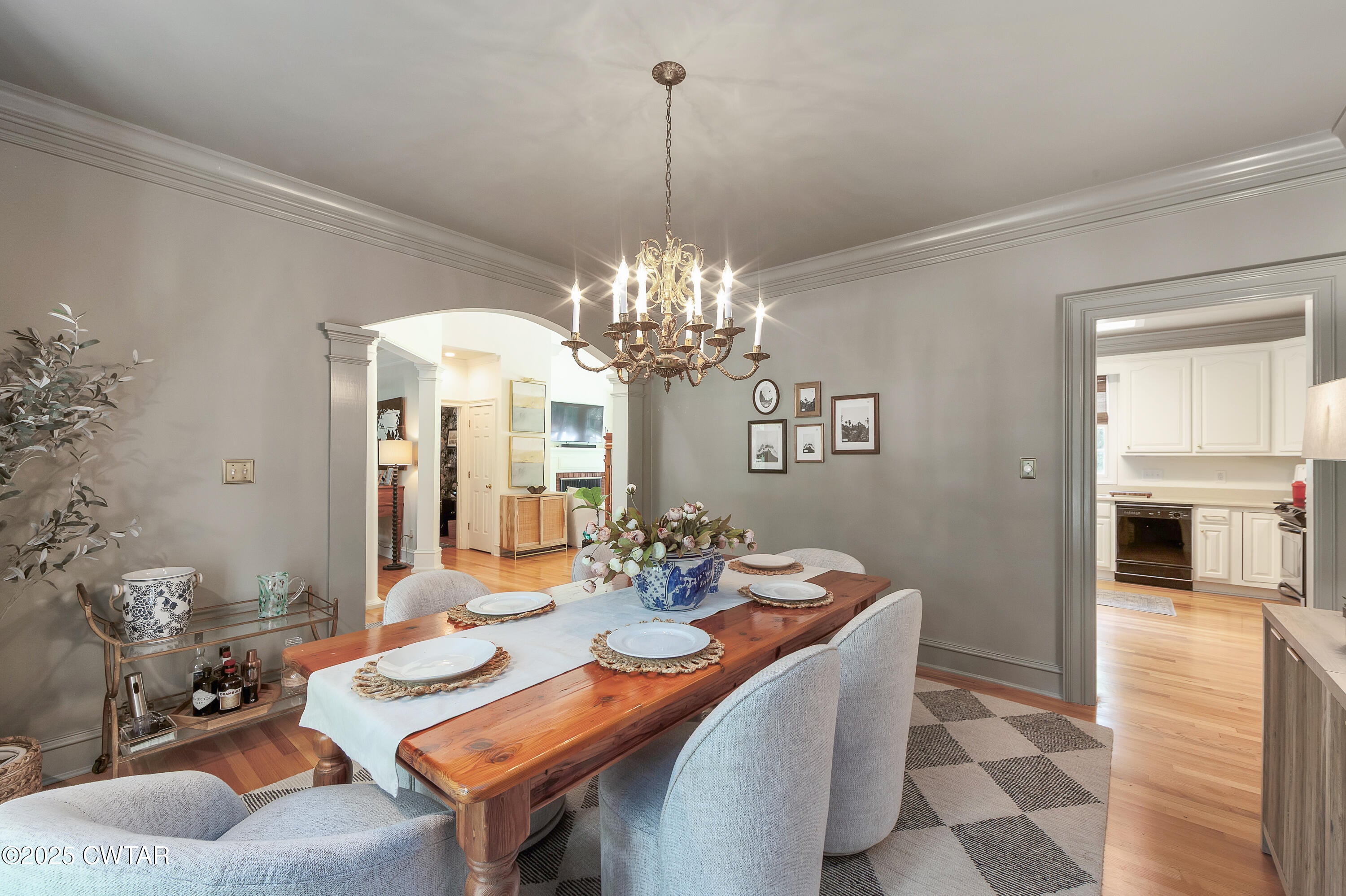 Jackson, Tennessee, 38305, United States, 4 Bedrooms Bedrooms, ,4 BathroomsBathrooms,Residential,For Sale,1894797