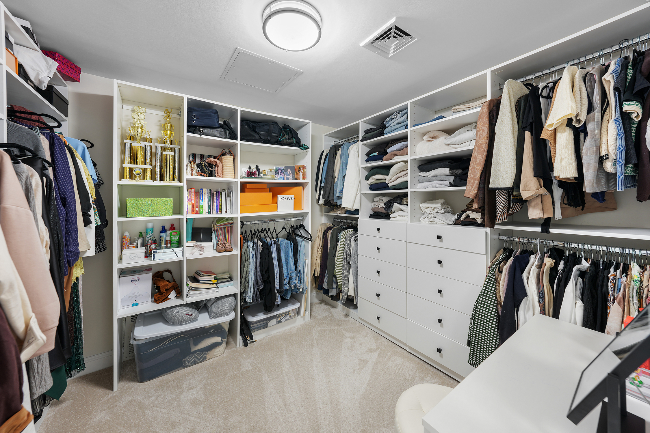 Brooklyn, New York, 11230, United States, 4 Bedrooms Bedrooms, ,4 BathroomsBathrooms,Residential,For Sale,1981094