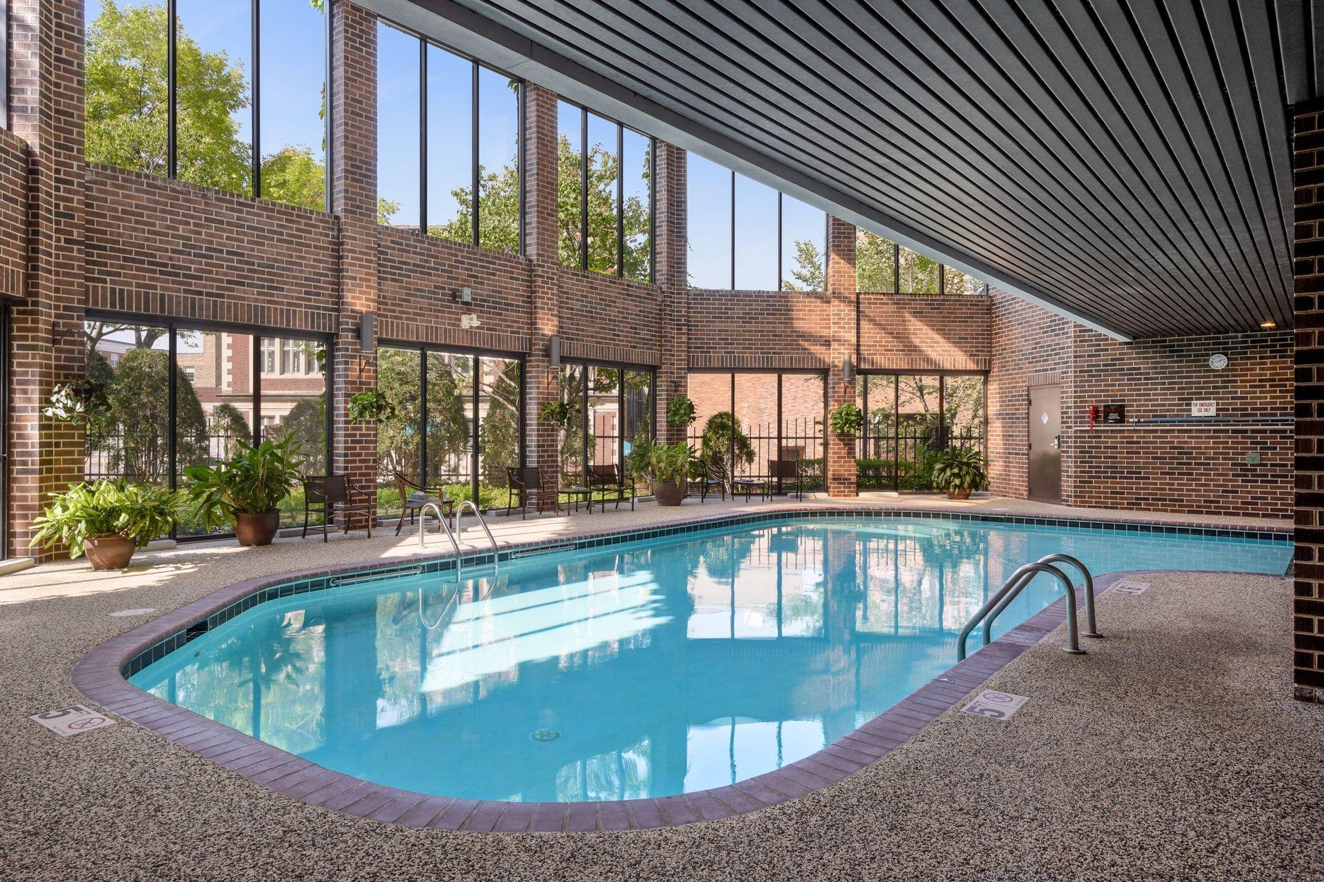 Minneapolis, Minnesota, 55403, United States, 2 Bedrooms Bedrooms, ,1 BathroomBathrooms,Residential,For Sale,1829145