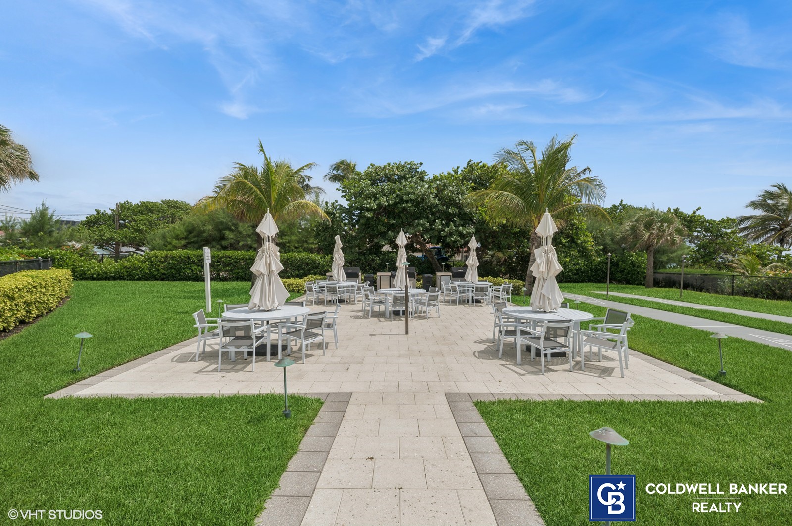 Deerfield Beach, Florida, 33441, United States, 2 Bedrooms Bedrooms, ,3 BathroomsBathrooms,Residential,For Sale,1897586
