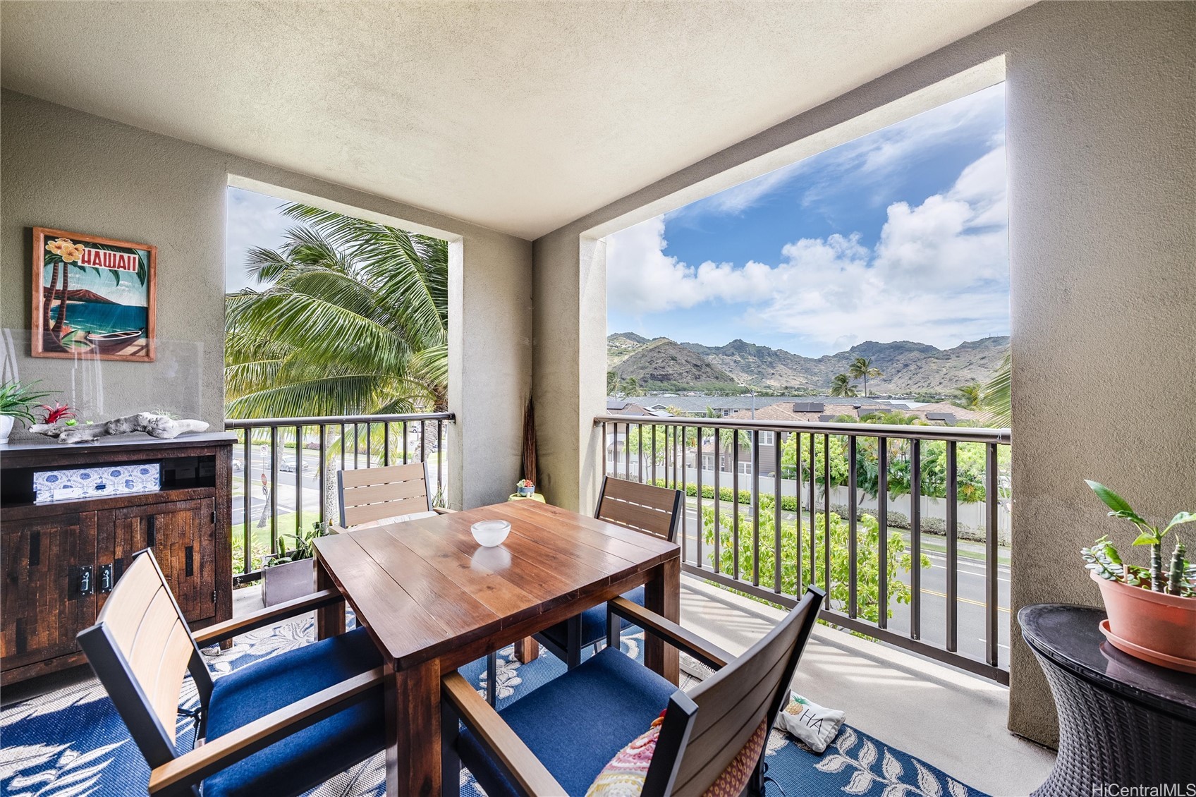 Honolulu, Hawaii, 96825, United States, 3 Bedrooms Bedrooms, ,2 BathroomsBathrooms,Residential,For Sale,1885693