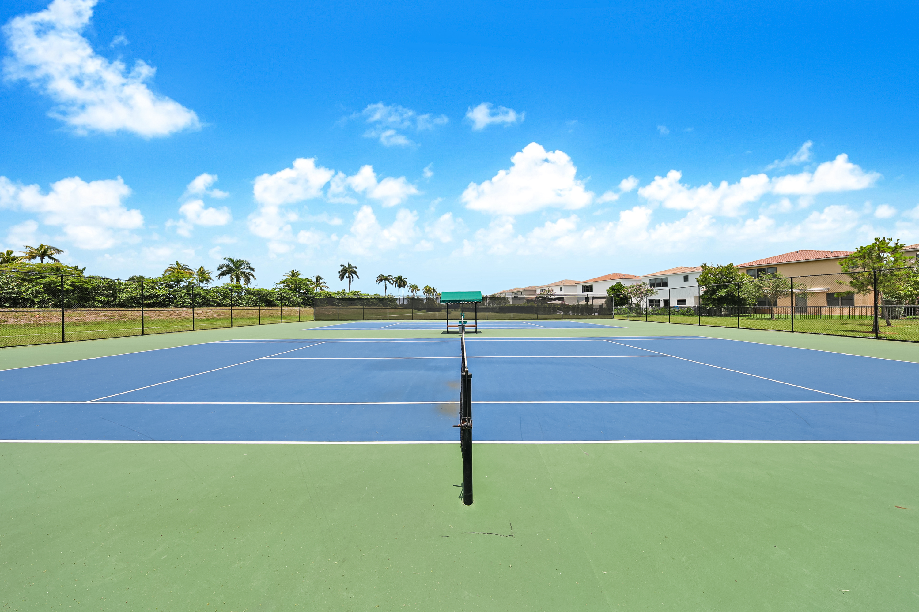  476 NE 194th Ter, Miami, FL, 33179 - 物件實景