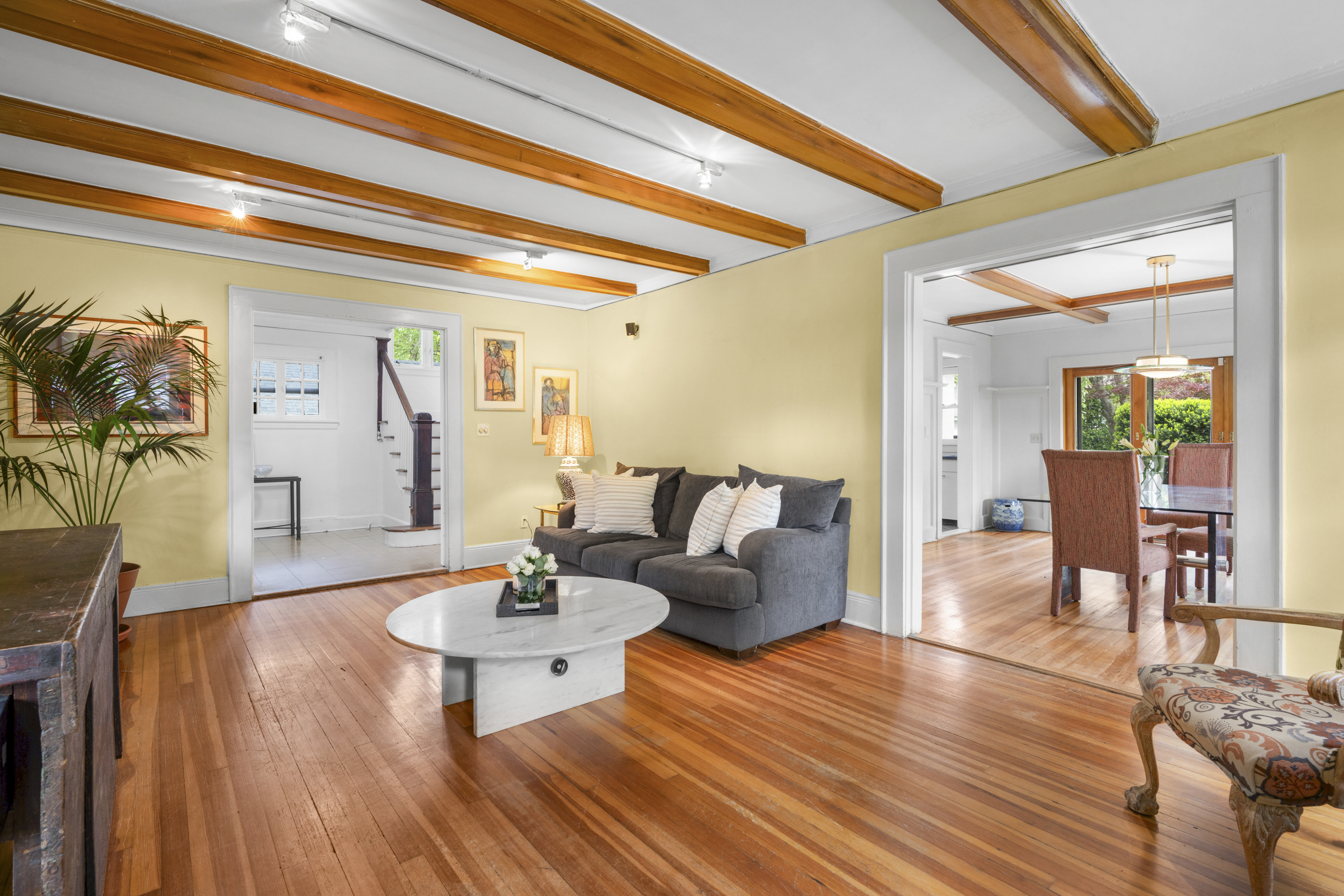  Classic New Rochelle Colonial - 物件實景