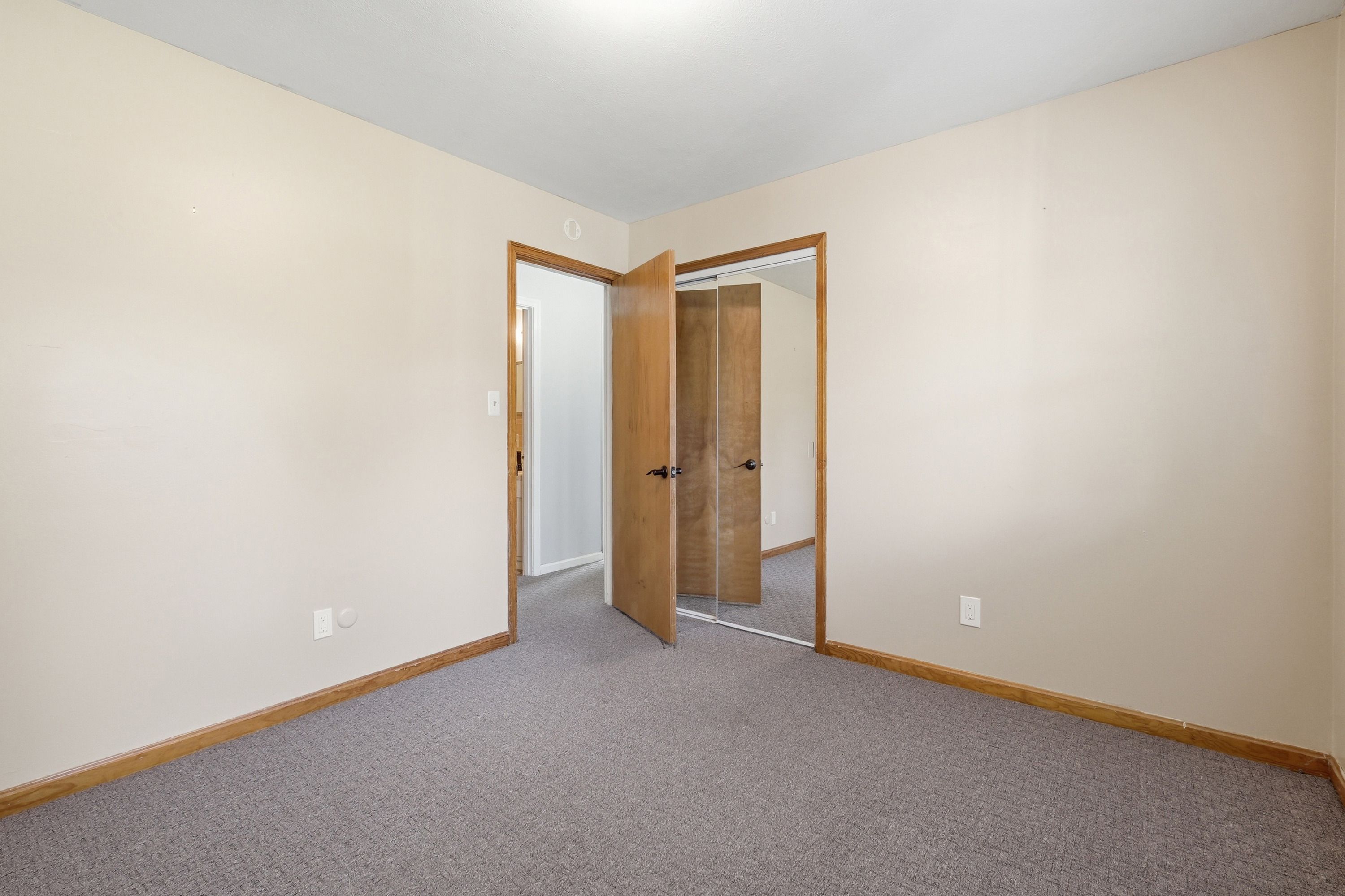  7003 Sunny Vale Way, Louisville, KY 40272 - 物件實景