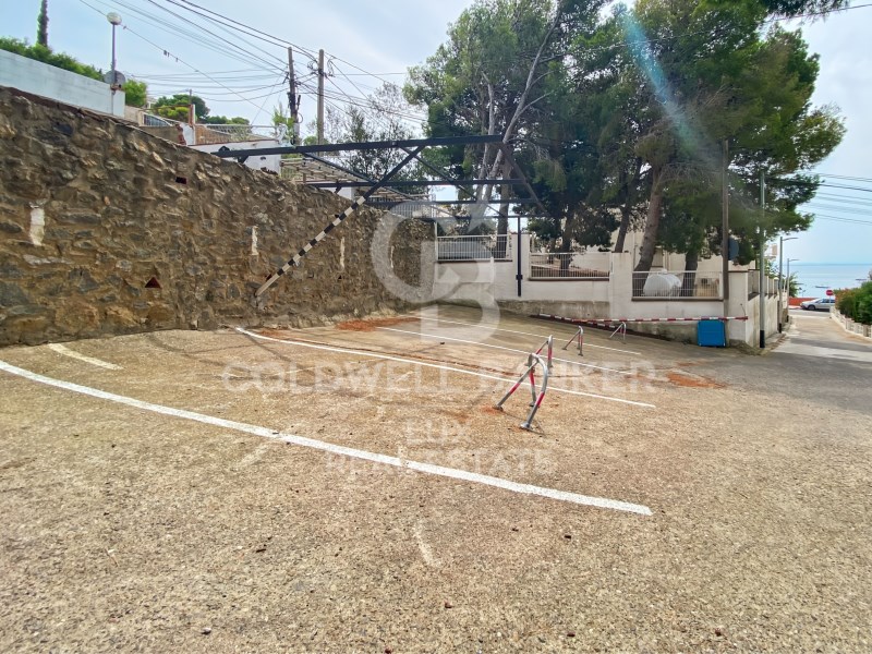 Roses, Catalonia, ES, 4 Bedrooms Bedrooms, ,2 BathroomsBathrooms,Residential,For Sale,1932080