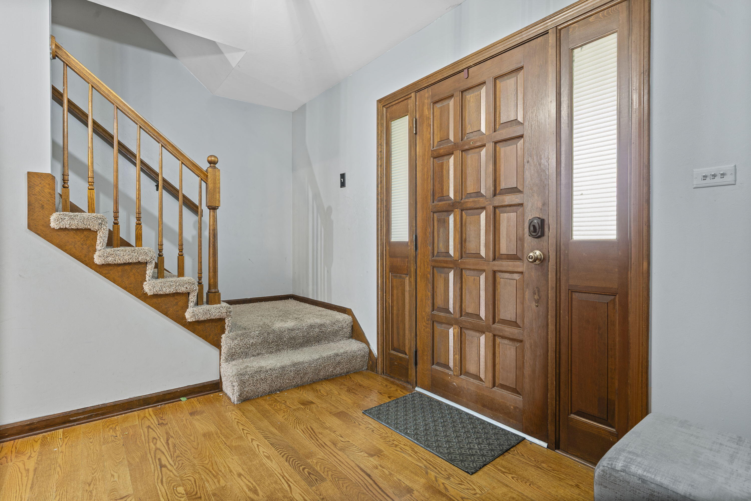 Munster, Indiana, 46321, United States, 4 Bedrooms Bedrooms, ,4 BathroomsBathrooms,Residential,For Sale,1957451