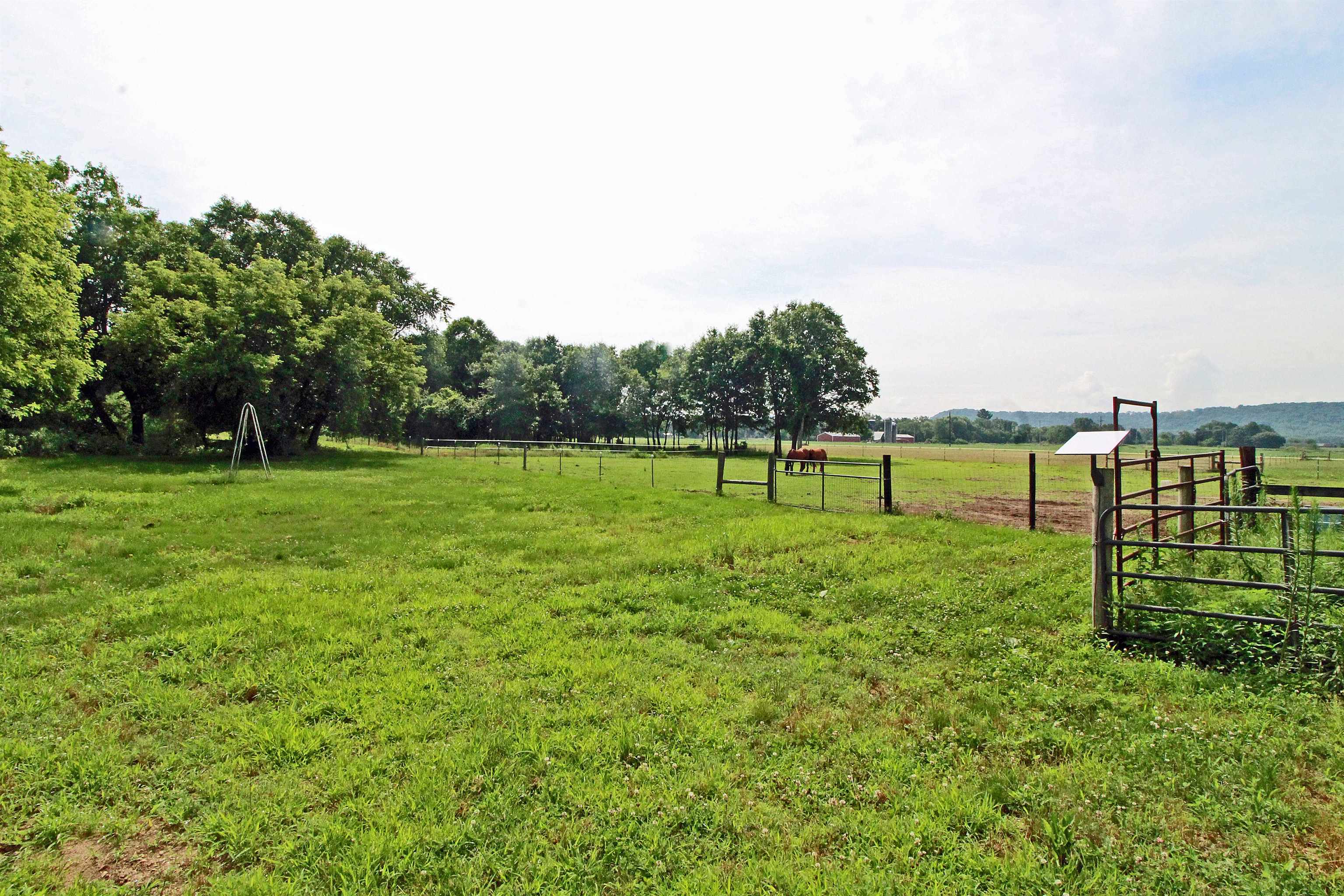 Arena, Wisconsin, 53503, United States, 3 Bedrooms Bedrooms, ,2 BathroomsBathrooms,Residential,For Sale,1980037