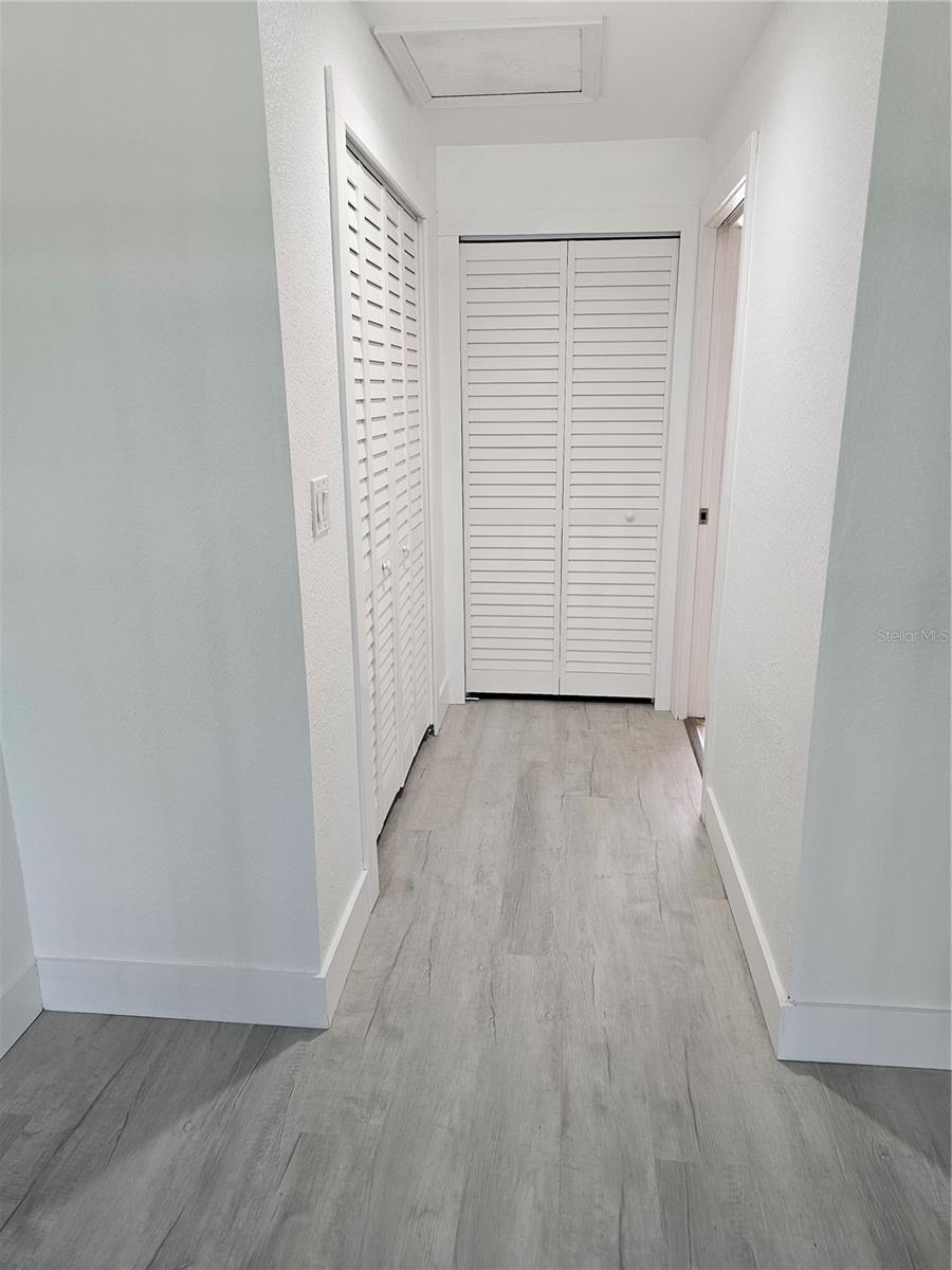 Largo, Florida, 33773, United States, 3 Bedrooms Bedrooms, ,2 BathroomsBathrooms,Residential,For Sale,1870302