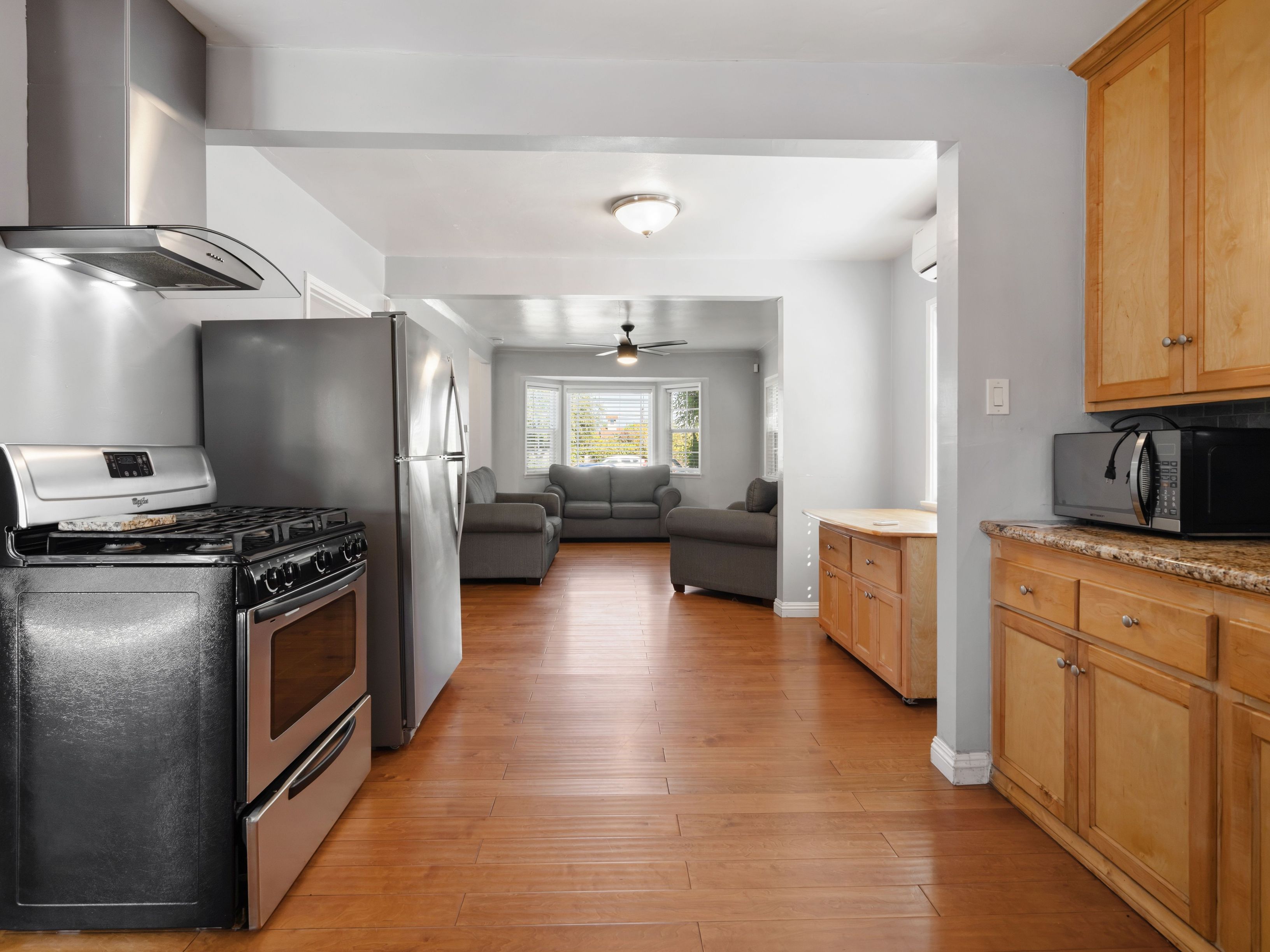  8834 Beverly Boulevard, Pico Rivera, CA 90660 - 物件實景