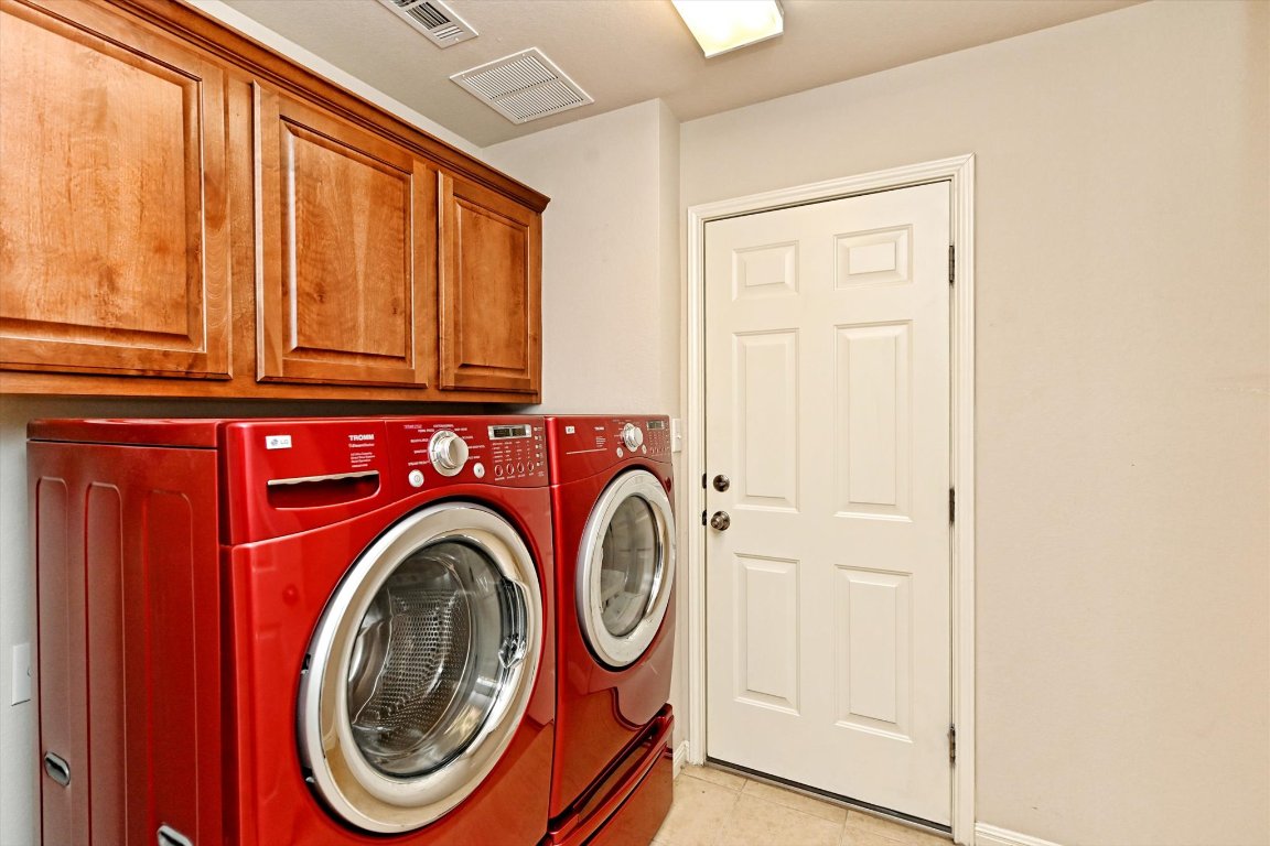 Cedar Park, Texas, 78613, United States, 3 Bedrooms Bedrooms, ,3 BathroomsBathrooms,Residential,For Sale,1751736
