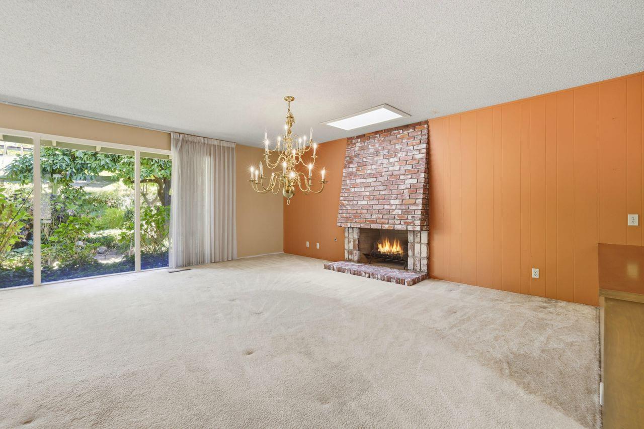 Sacramento, California, 95825, United States, 3 Bedrooms Bedrooms, ,2 BathroomsBathrooms,Residential,For Sale,1964772