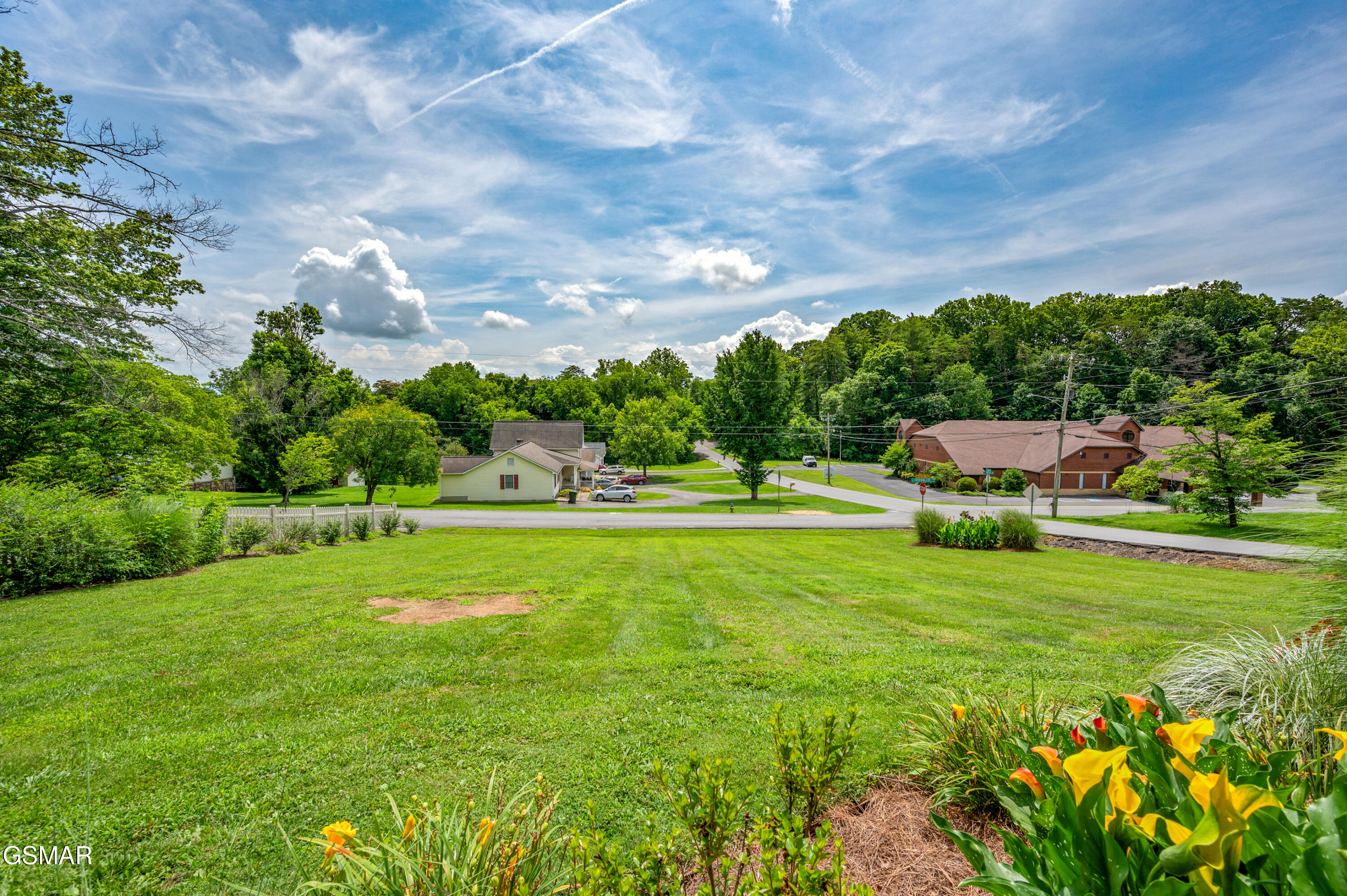 Sevierville, Tennessee, 37862, United States, 4 Bedrooms Bedrooms, ,3 BathroomsBathrooms,Residential,For Sale,1863577