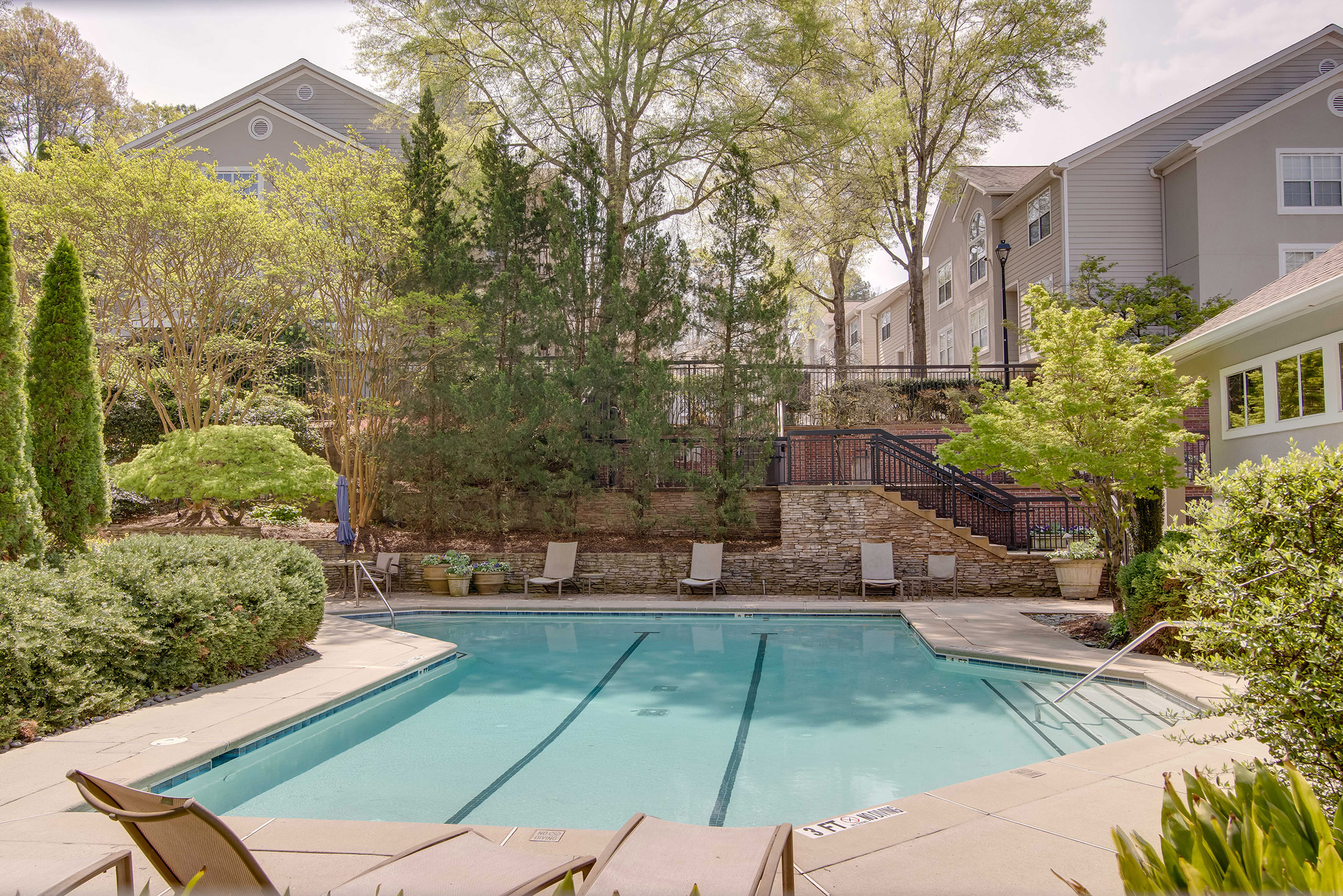  Spacious Corner Unit Condo in Resort-Style Community - 物件實景