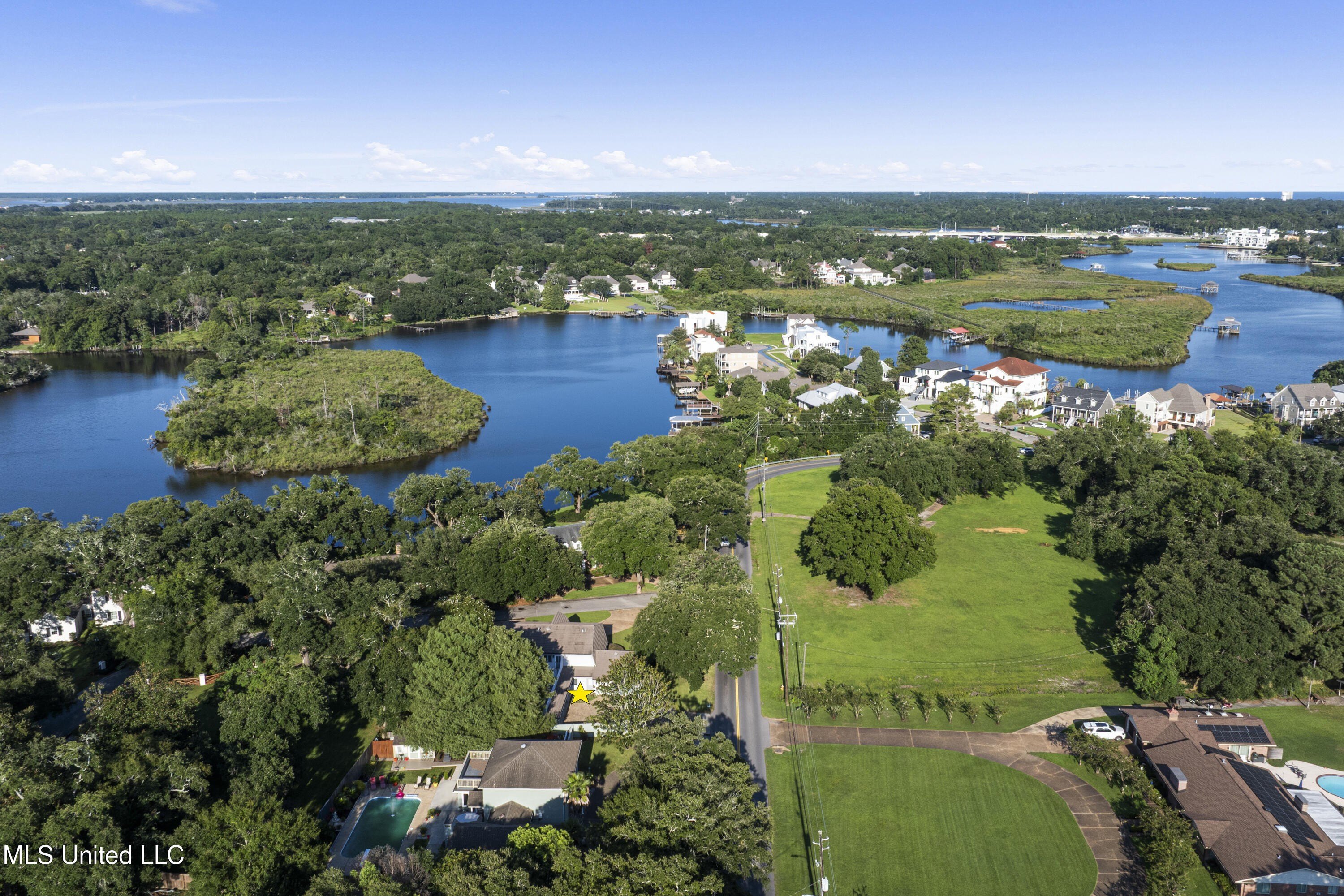 Gulfport, Mississippi, 39507, United States, 4 Bedrooms Bedrooms, ,4 BathroomsBathrooms,Residential,For Sale,1974539