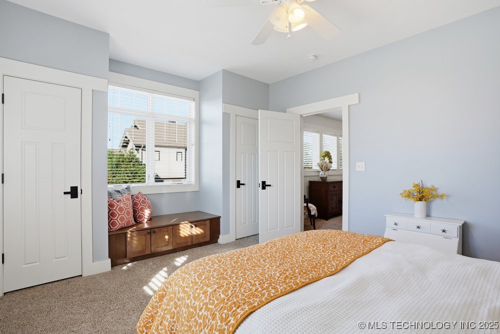 Jenks, Oklahoma, 74037, United States, 5 Bedrooms Bedrooms, ,6 BathroomsBathrooms,Residential,For Sale,1989076