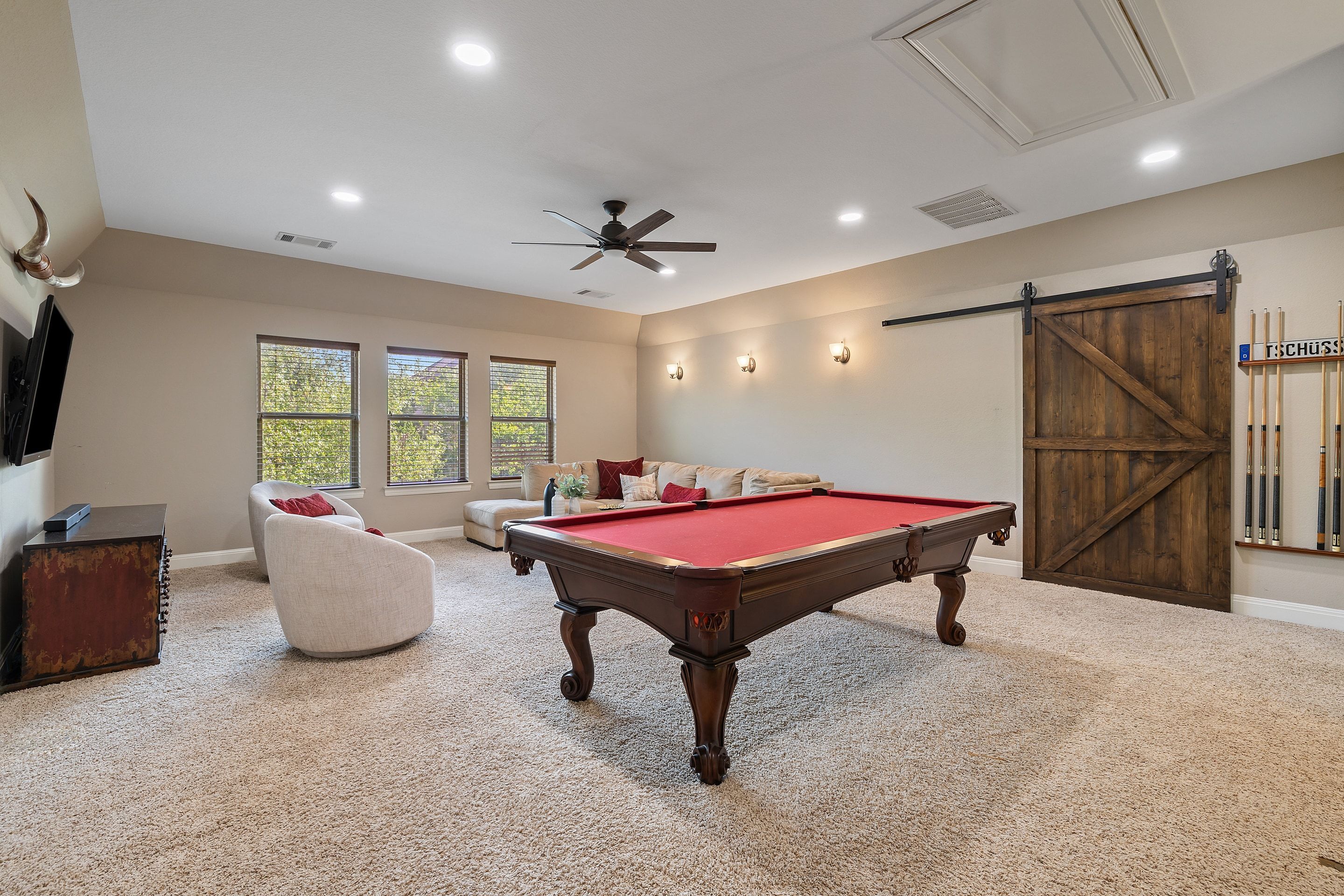  Refined Rocky Creek Living with Private Backyard Oasis - 物件實景