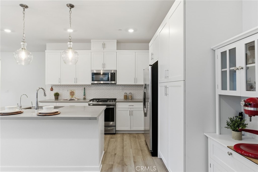 Corona, California, 92883, United States, 3 Bedrooms Bedrooms, ,3 BathroomsBathrooms,Residential,For Sale,1996400