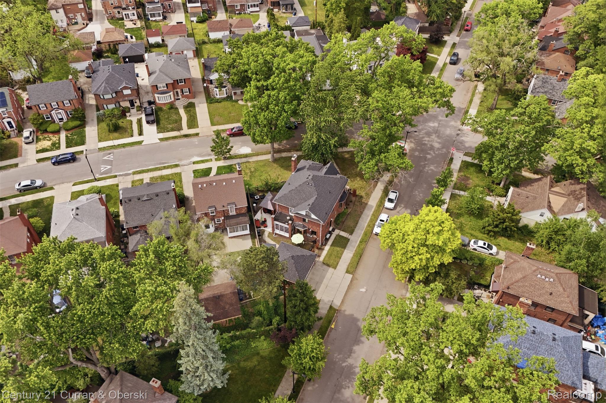 Detroit, Michigan, 48221, United States, 4 Bedrooms Bedrooms, ,3 BathroomsBathrooms,Residential,For Sale,2048542