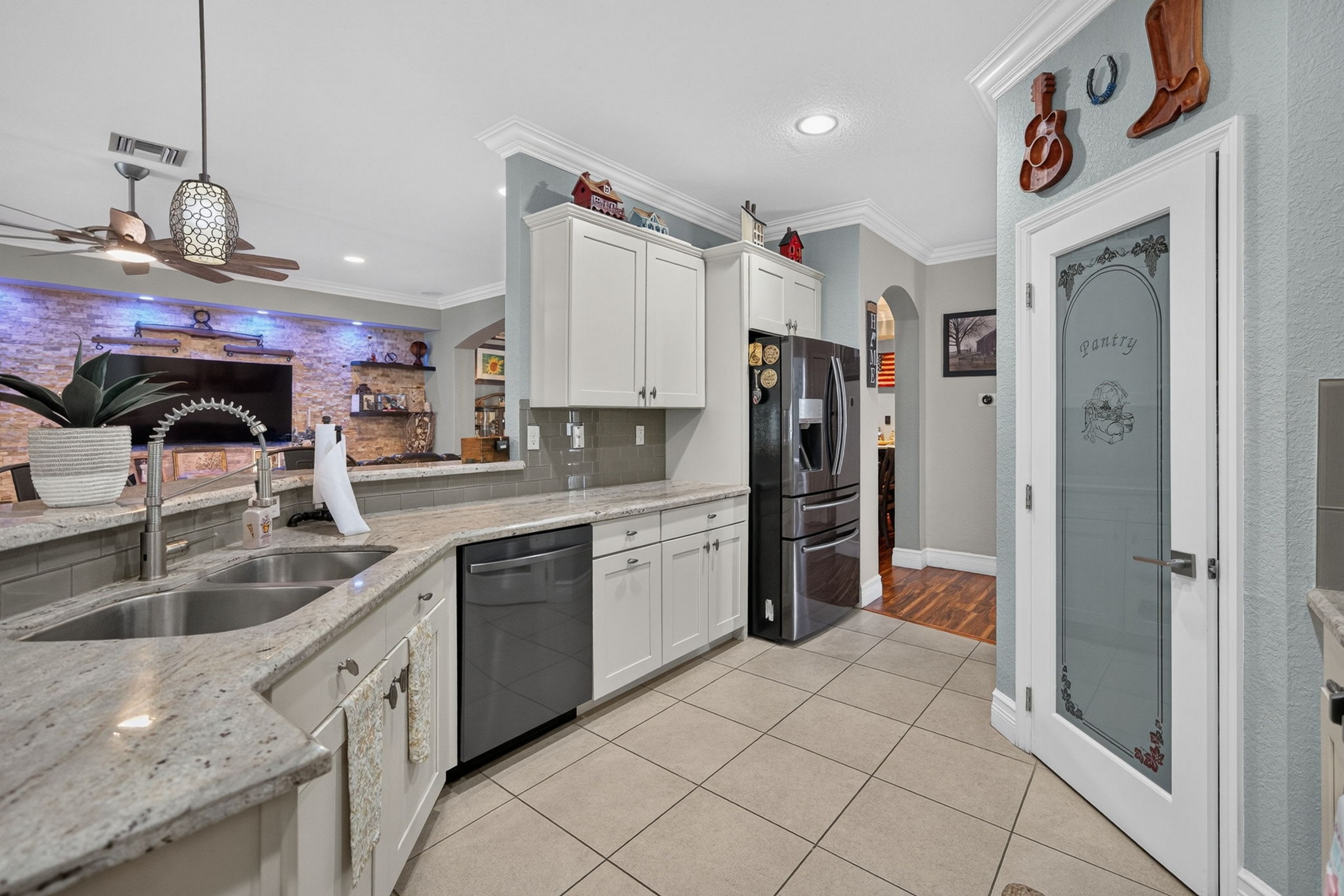  2135 NW 14th Ter, Homestead, FL, 33030 - 物件實景
