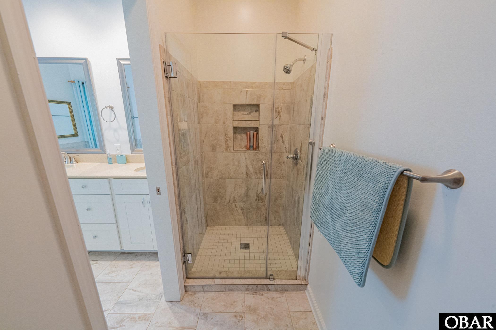 Corolla, North Carolina, 27927, United States, 3 Bedrooms Bedrooms, ,2 BathroomsBathrooms,Residential,For Sale,1905934