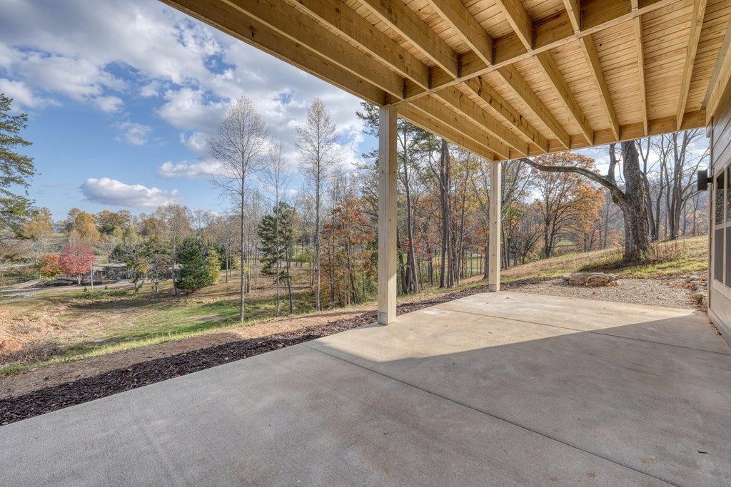 Hayesville, North Carolina, 28904, United States, 3 Bedrooms Bedrooms, ,4 BathroomsBathrooms,Residential,For Sale,1839913