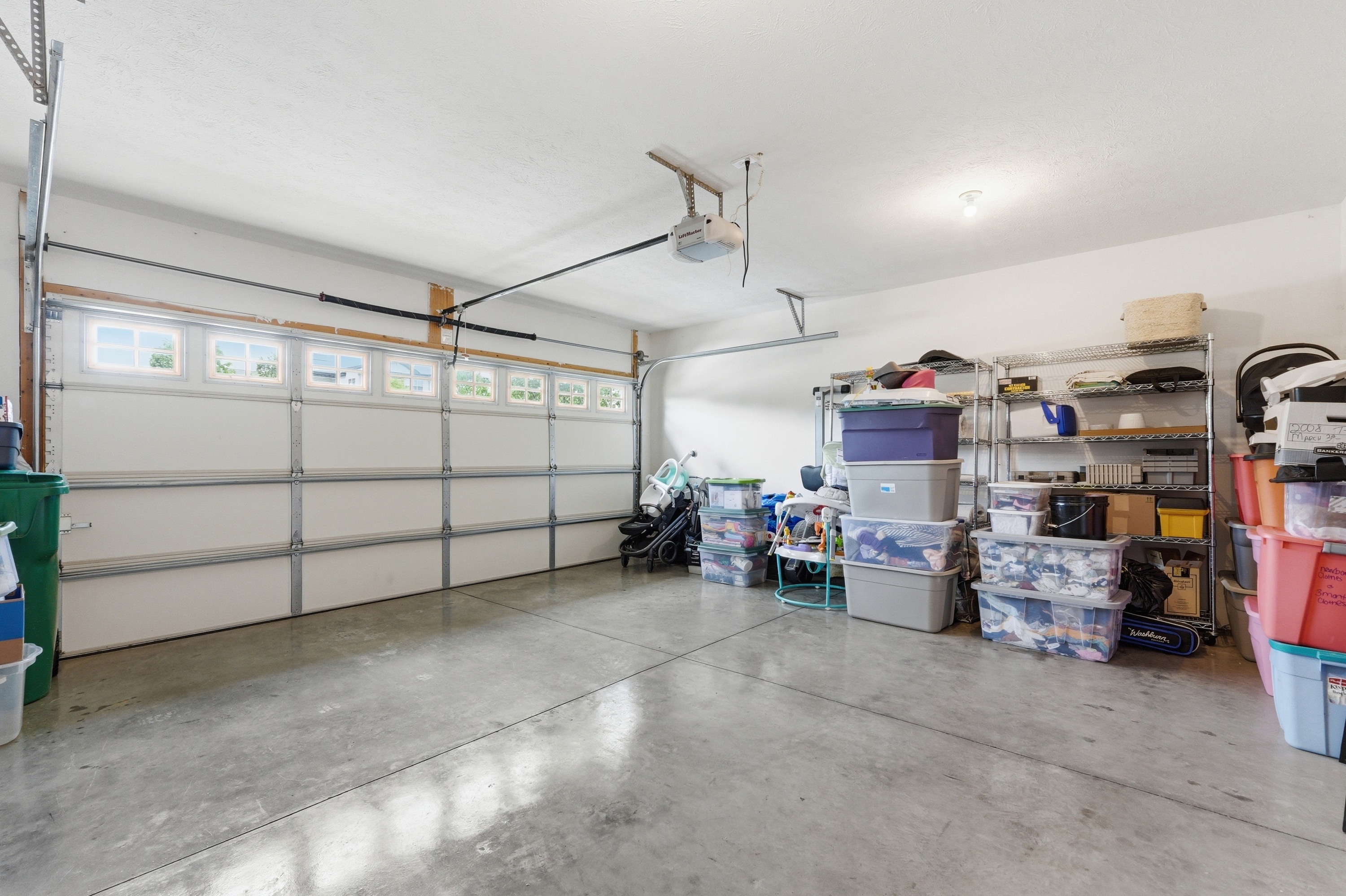  907 South English Station Road, Louisville, KY 40299 - 物件實景