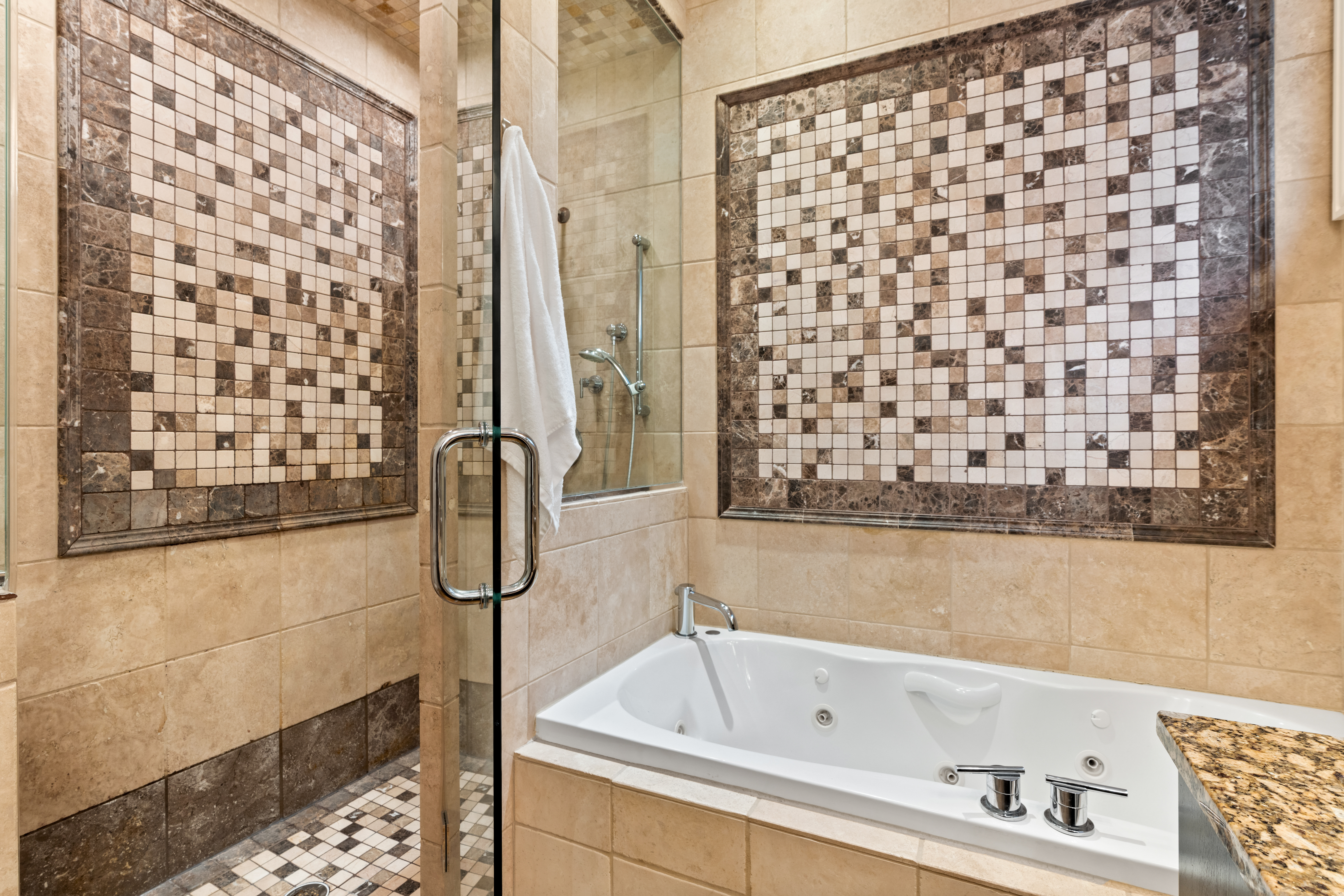  1131 W Addison Street, Chicago, IL, 60613 - 物件實景