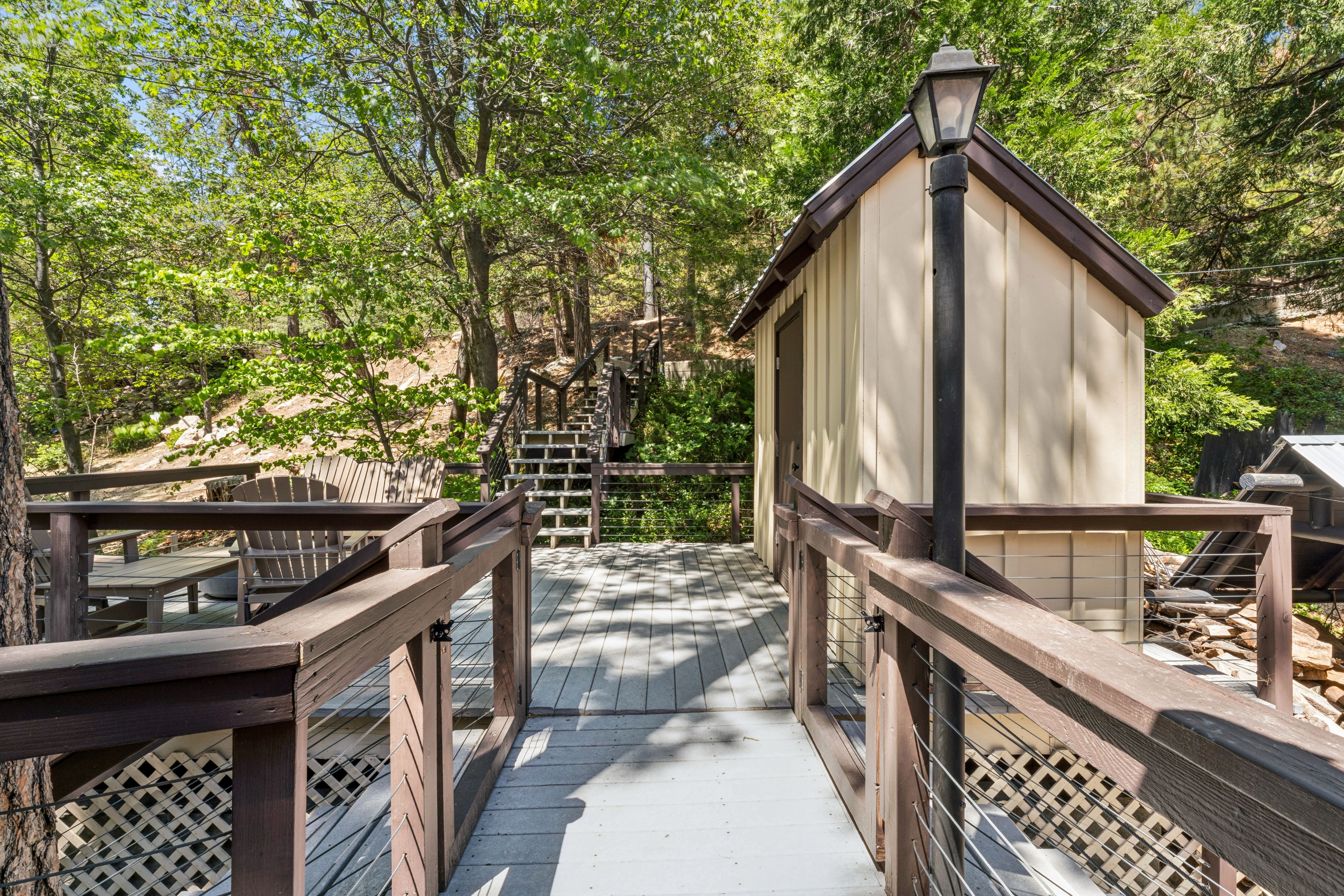  686 Grass Valley Road, Lake Arrowhead, CA 92352 - 物件實景