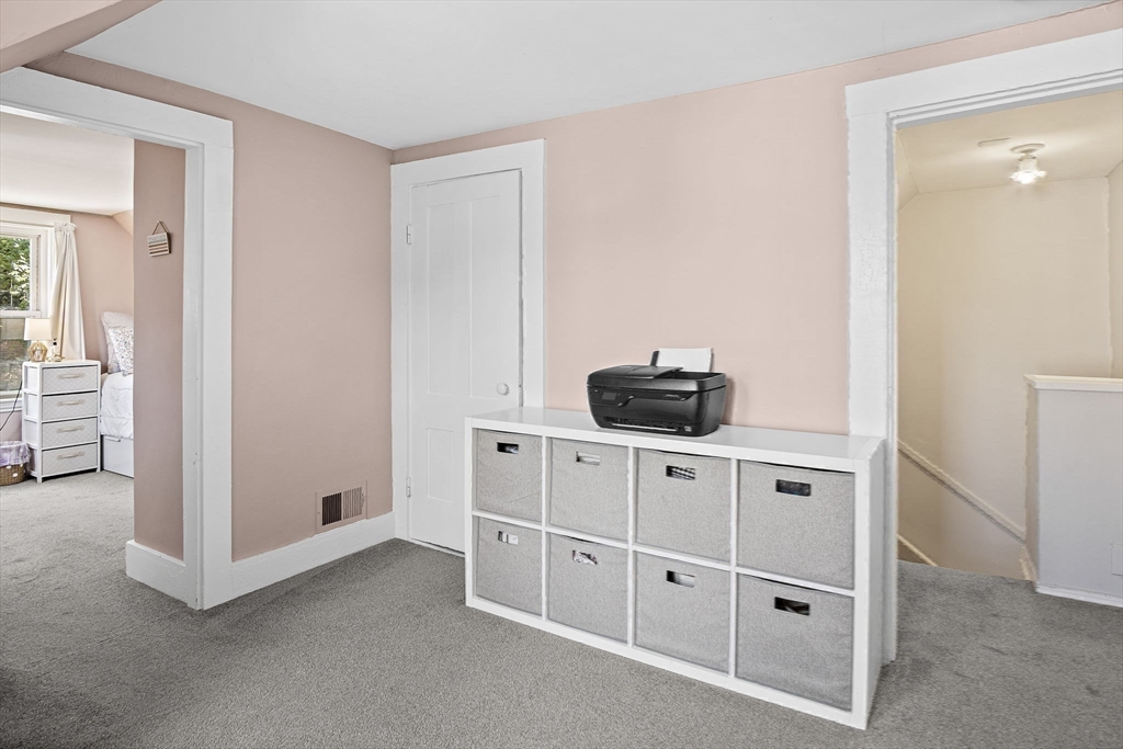 Danvers, Massachusetts, 01923, United States, 3 Bedrooms Bedrooms, ,2 BathroomsBathrooms,Residential,For Sale,1925494
