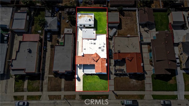 Los Angeles, California, 90043, United States, 6 Bedrooms Bedrooms, ,Residential,For Sale,1980930