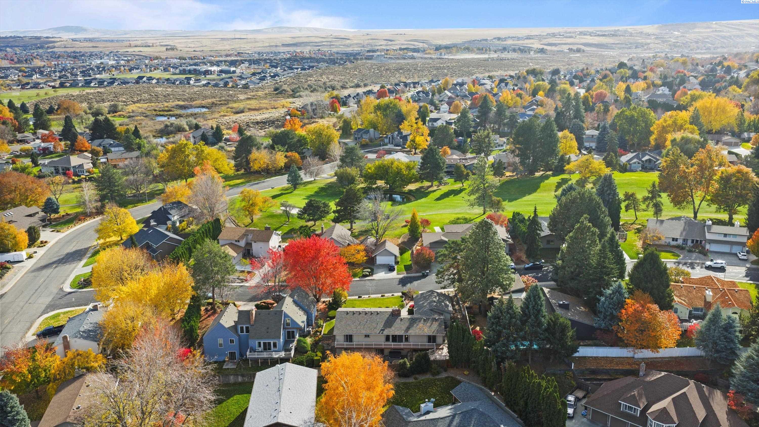 Richland, Washington, 99352, United States, 5 Bedrooms Bedrooms, ,1 BathroomBathrooms,Residential,For Sale,1991452