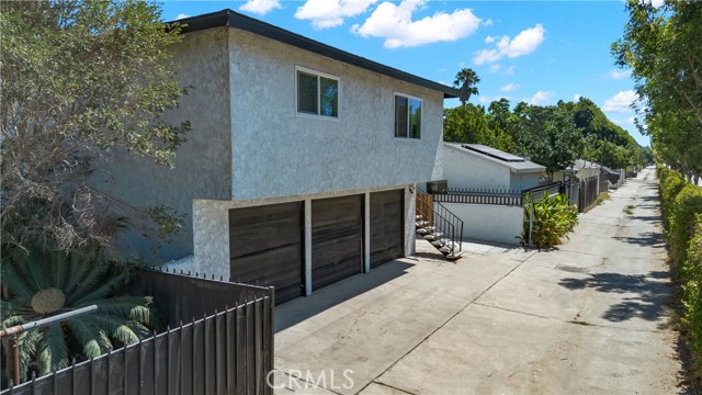 Long Beach, California, 90805, United States, 6 Bedrooms Bedrooms, ,Residential,For Sale,1943908