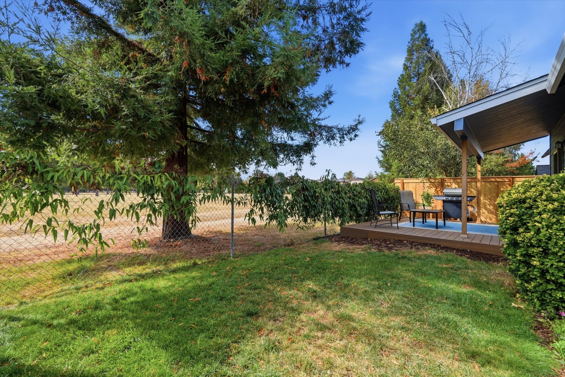 585 S DONNA DR Newberg, OR 97132 - 物件實景