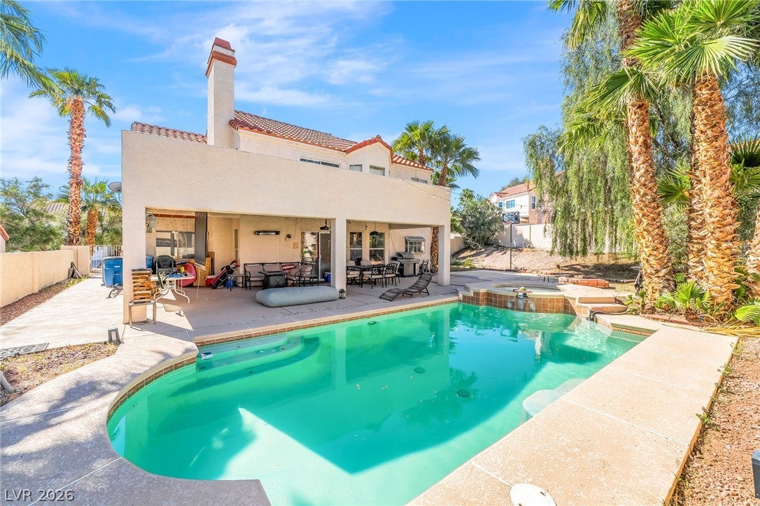 Henderson, Nevada, 89014, United States, 4 Bedrooms Bedrooms, ,3 BathroomsBathrooms,Residential,For Sale,2028376