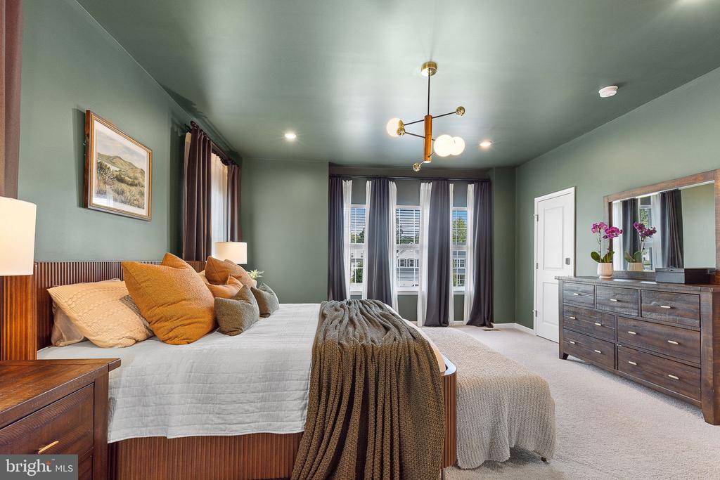 Stafford, Virginia, 22554, United States, 5 Bedrooms Bedrooms, ,4 BathroomsBathrooms,Residential,For Sale,1923064