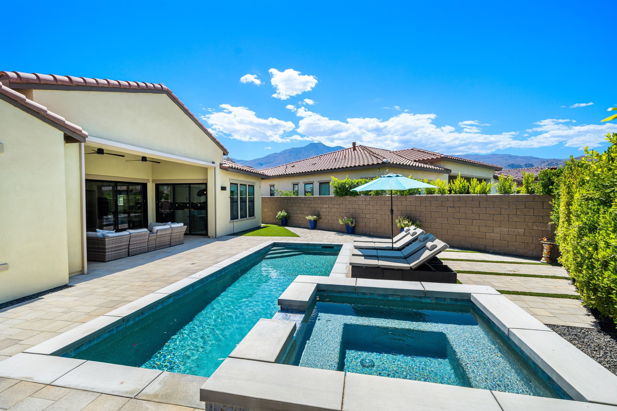  Sunsets, Mountain Views & Resort-Style Living Await - 物件實景