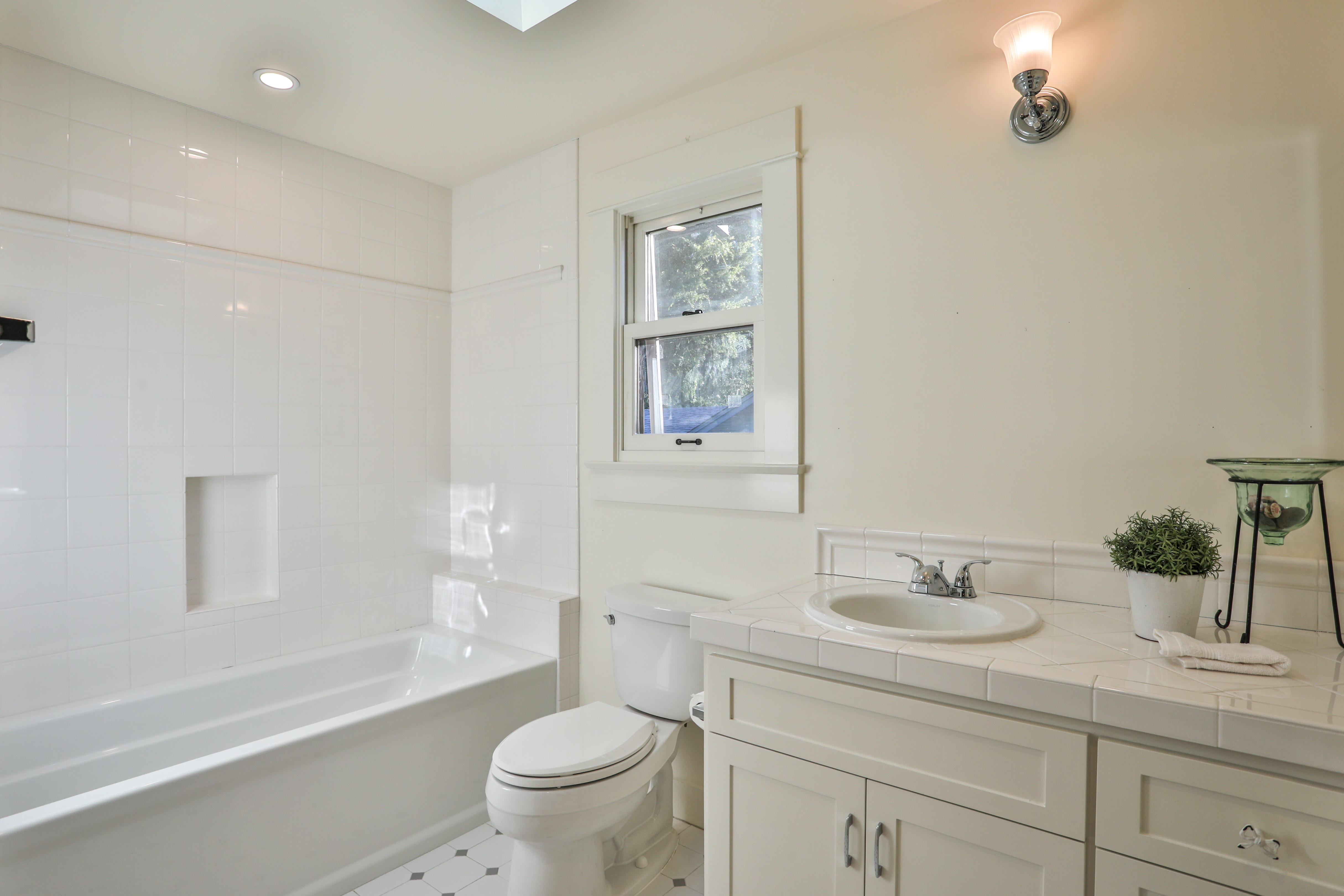  336 West 8th Street, Claremont, CA 91711 - 物件實景