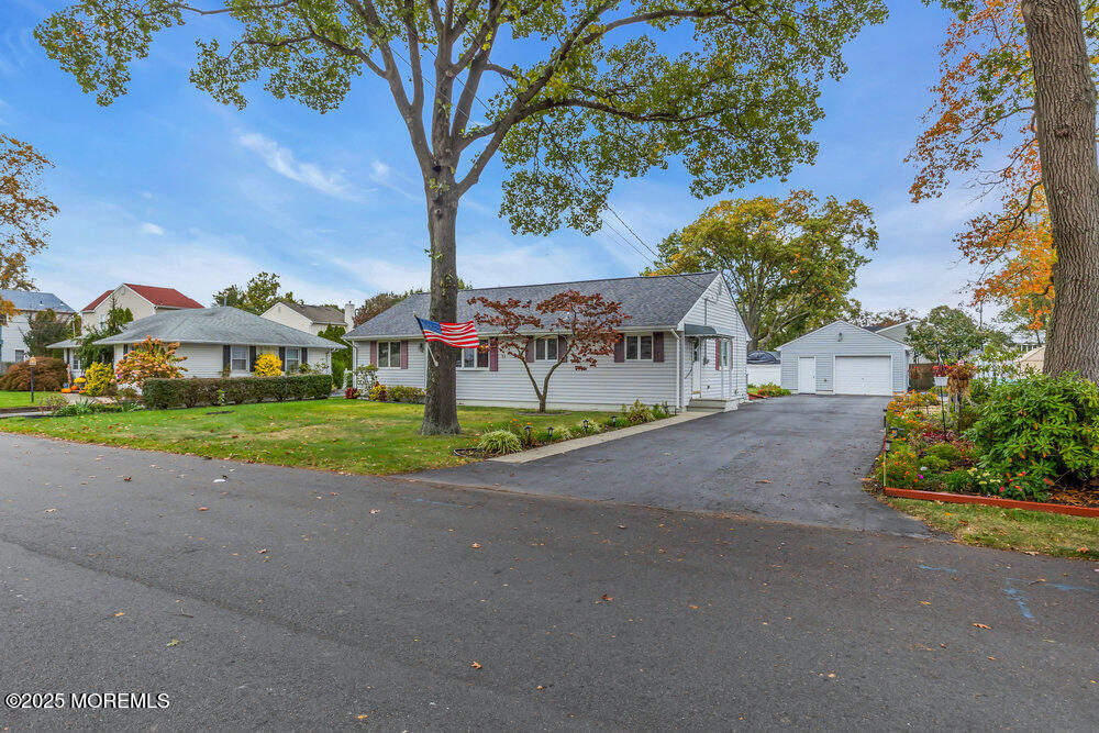 Hazlet, New Jersey, 07734, United States, 4 Bedrooms Bedrooms, ,2 BathroomsBathrooms,Residential,For Sale,1968911